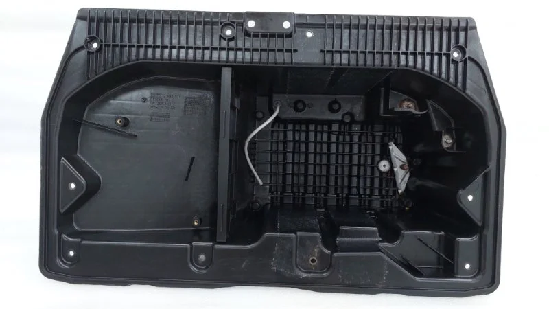 Площадка под аккумулятор BMW X1 2012 E84