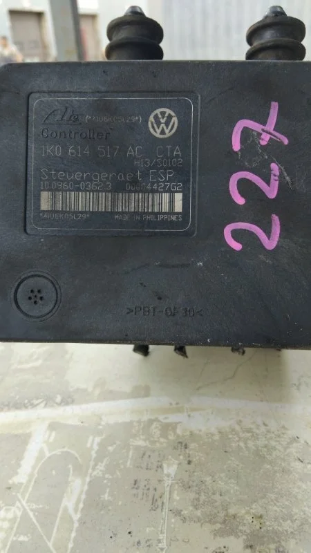Блок abs Volkswagen Jetta 5 2005-2010