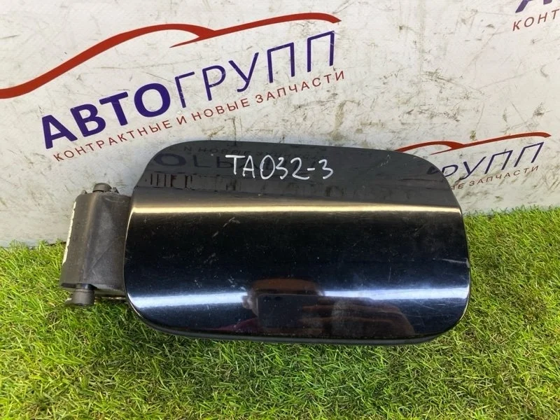 Лючок бензобака MB C250 2012 W204 Рест