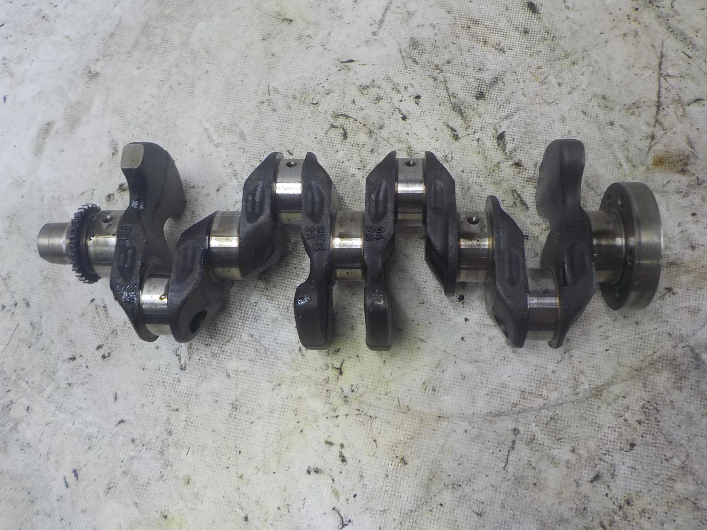 коленвал VOLKSWAGEN GOLF 7