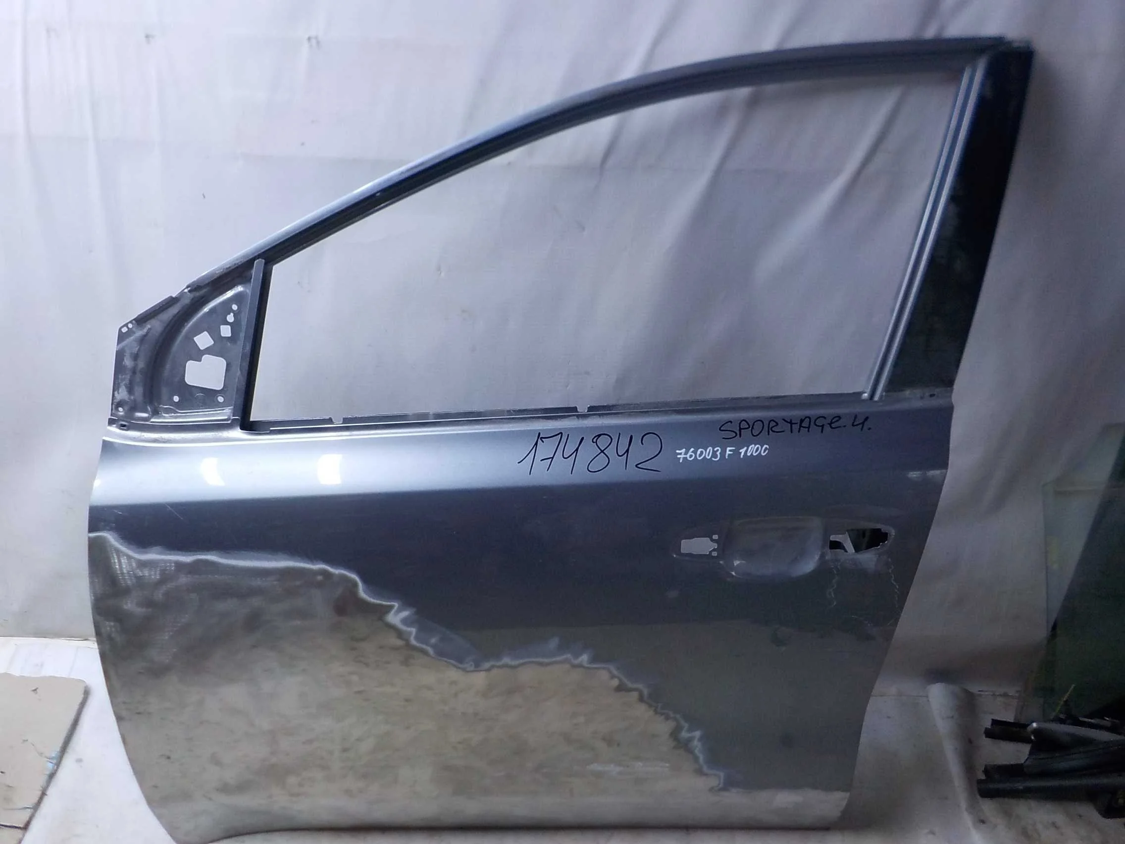 дверь KIA SPORTAGE