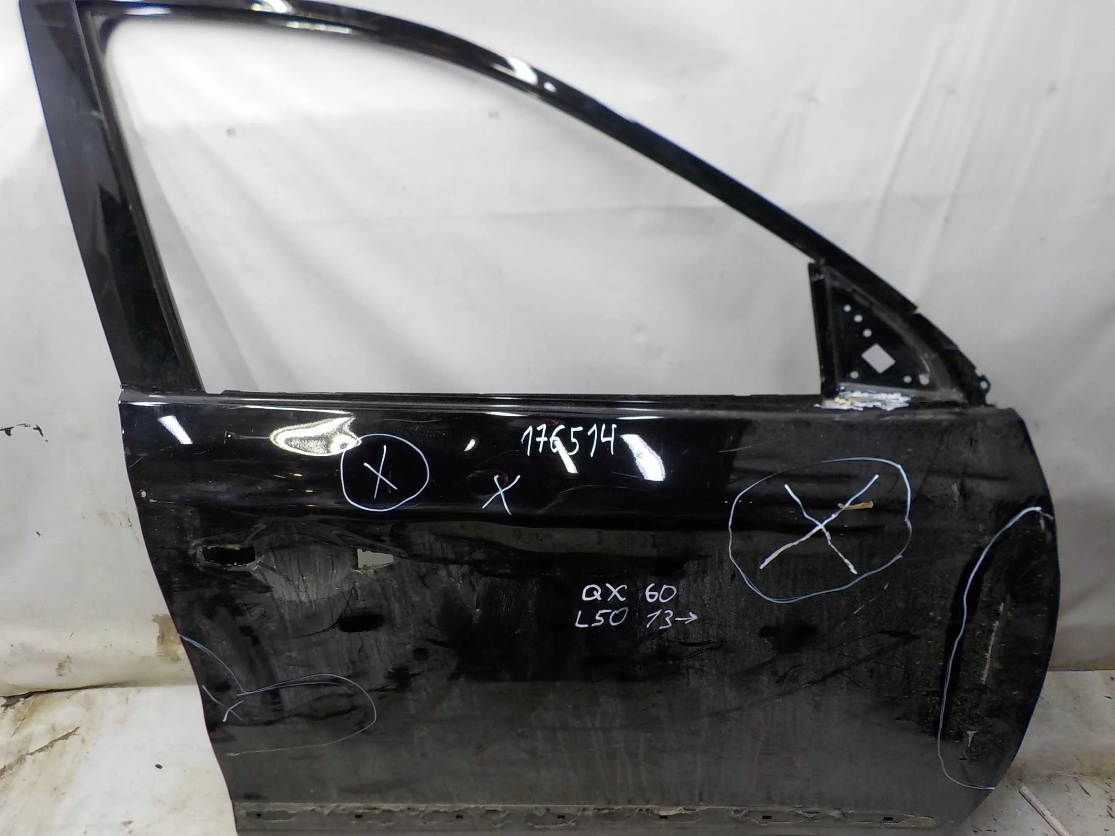 дверь INFINITI QX-60