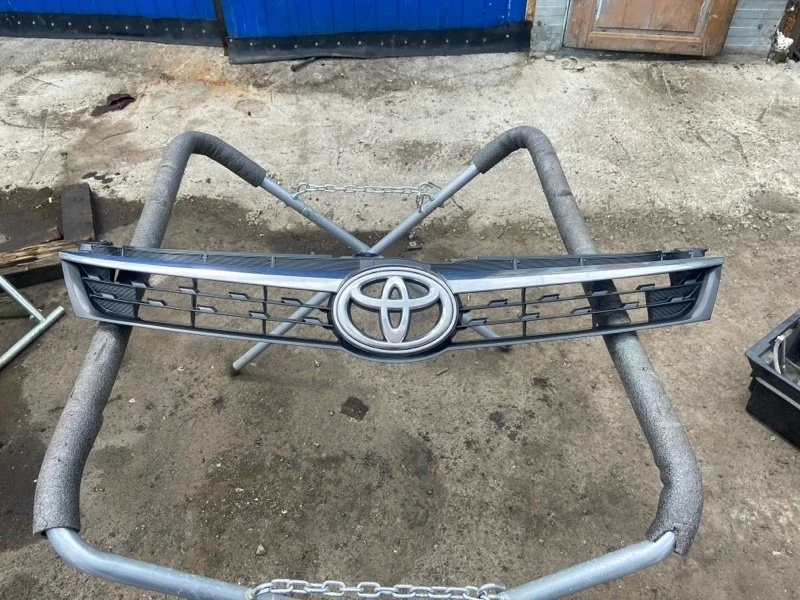 Решетка радиатора Toyota Camry 2017 5310106E40 СЕДАН 2AR-FE