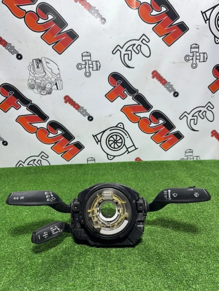 Подрулевой переключатель в сборе Audi A6 4G0953568A C7