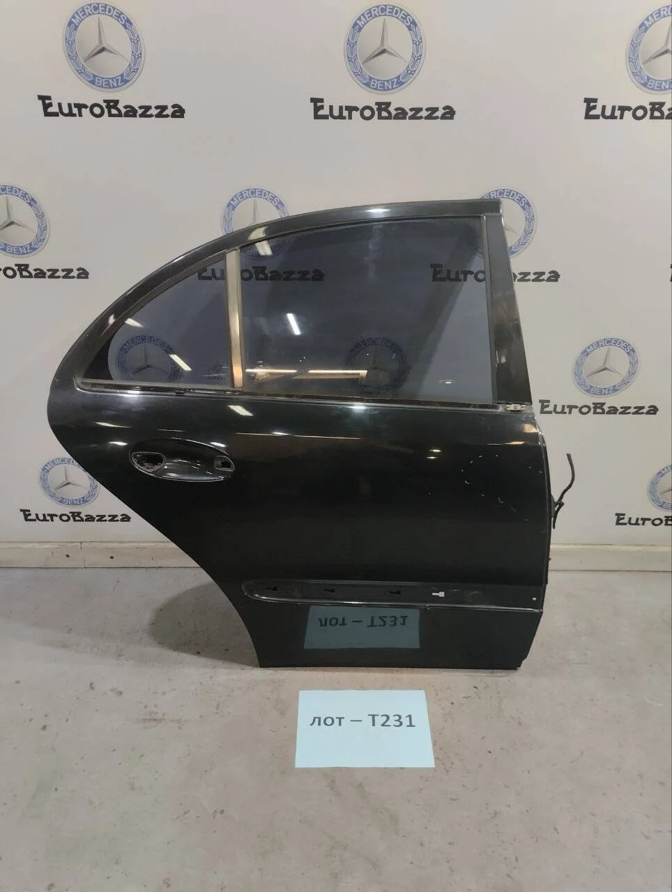 Дверь задняя правая Mercedes W211