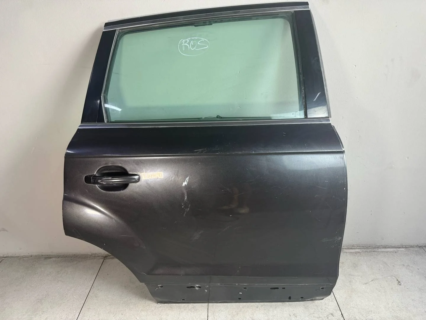 Дверь задняя правая Audi Q7 4L 2009 4L0833052