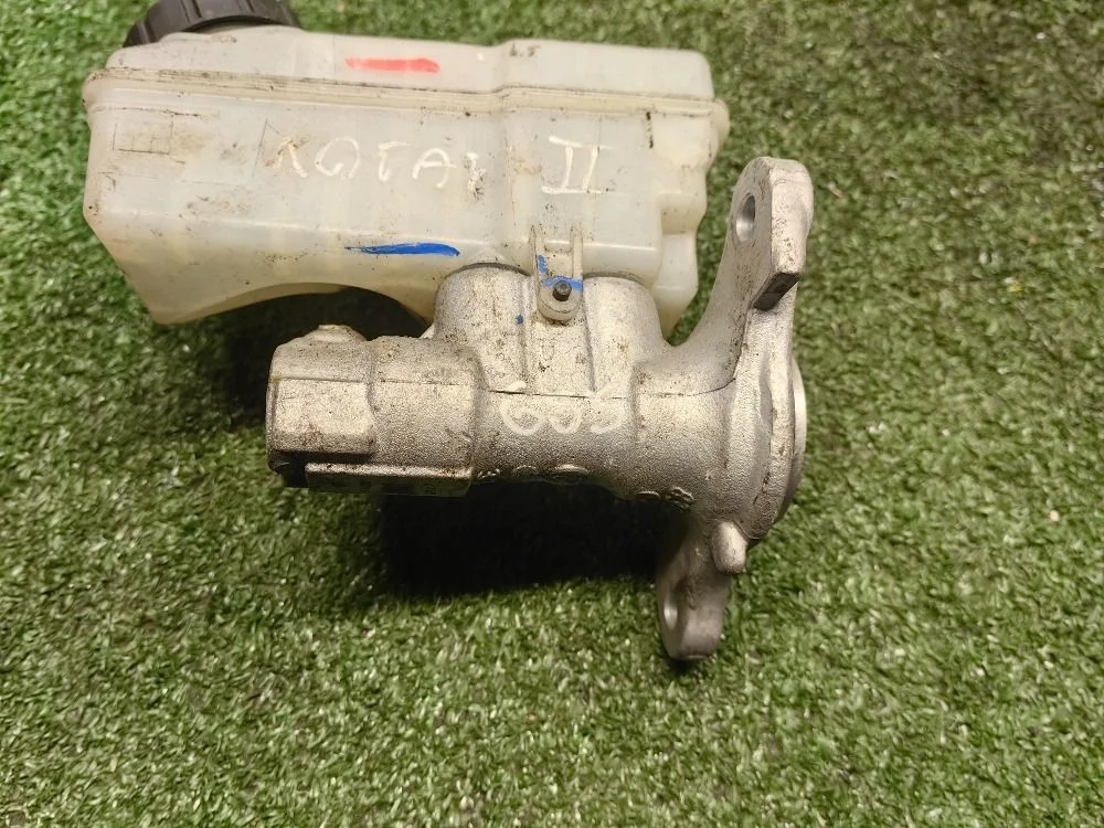 Цилиндр тормозной главный Renault Logan 2