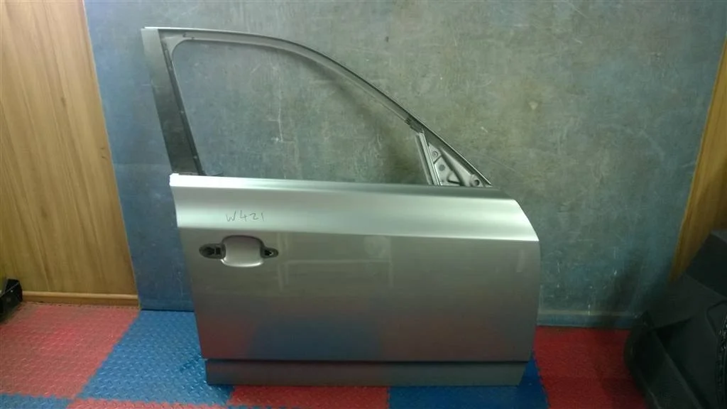 дверь BMW X3 E83  M54B30 231лс 3.0i