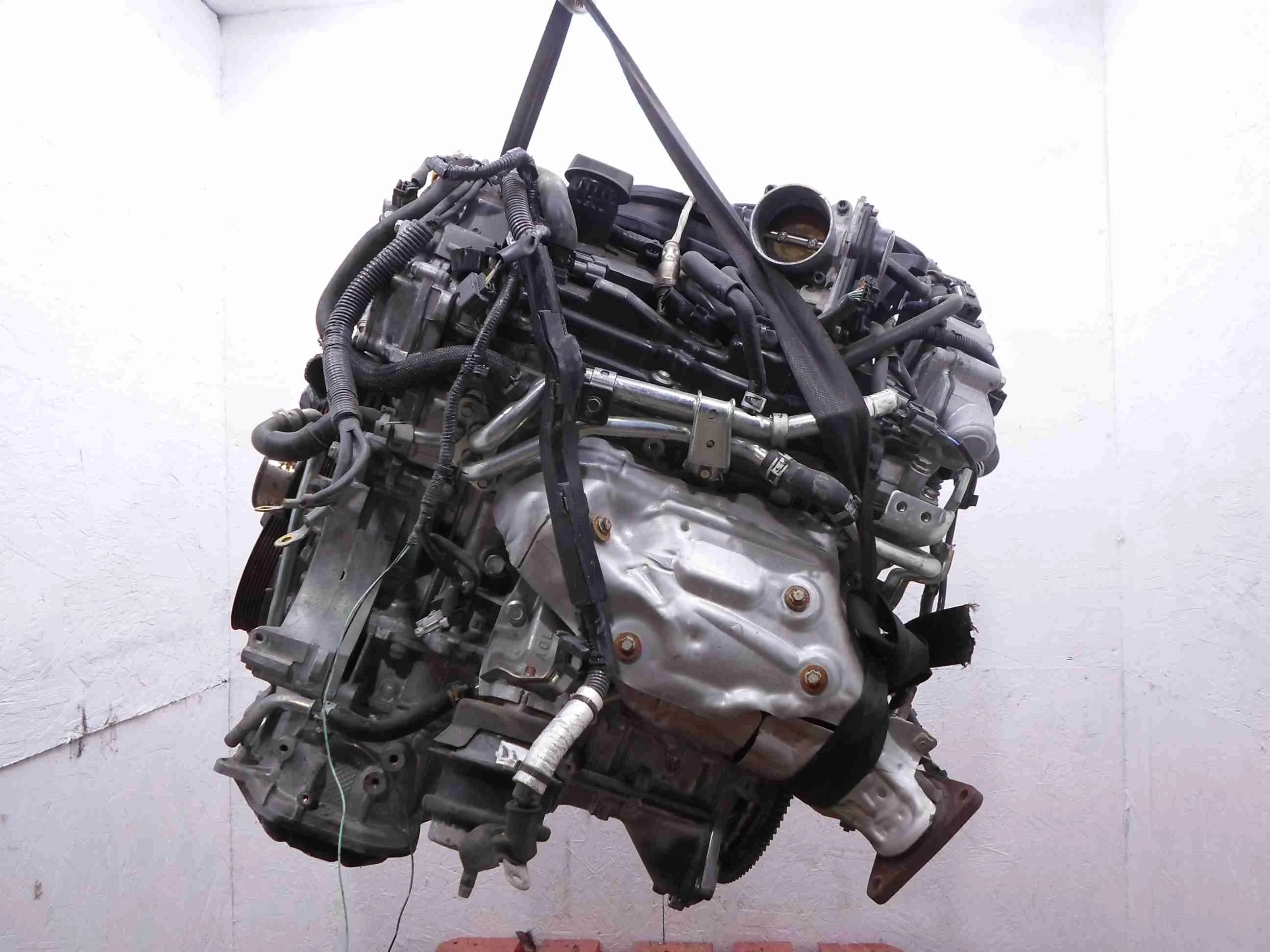 Двигатель Infiniti Q50 VQ37VHR 2014