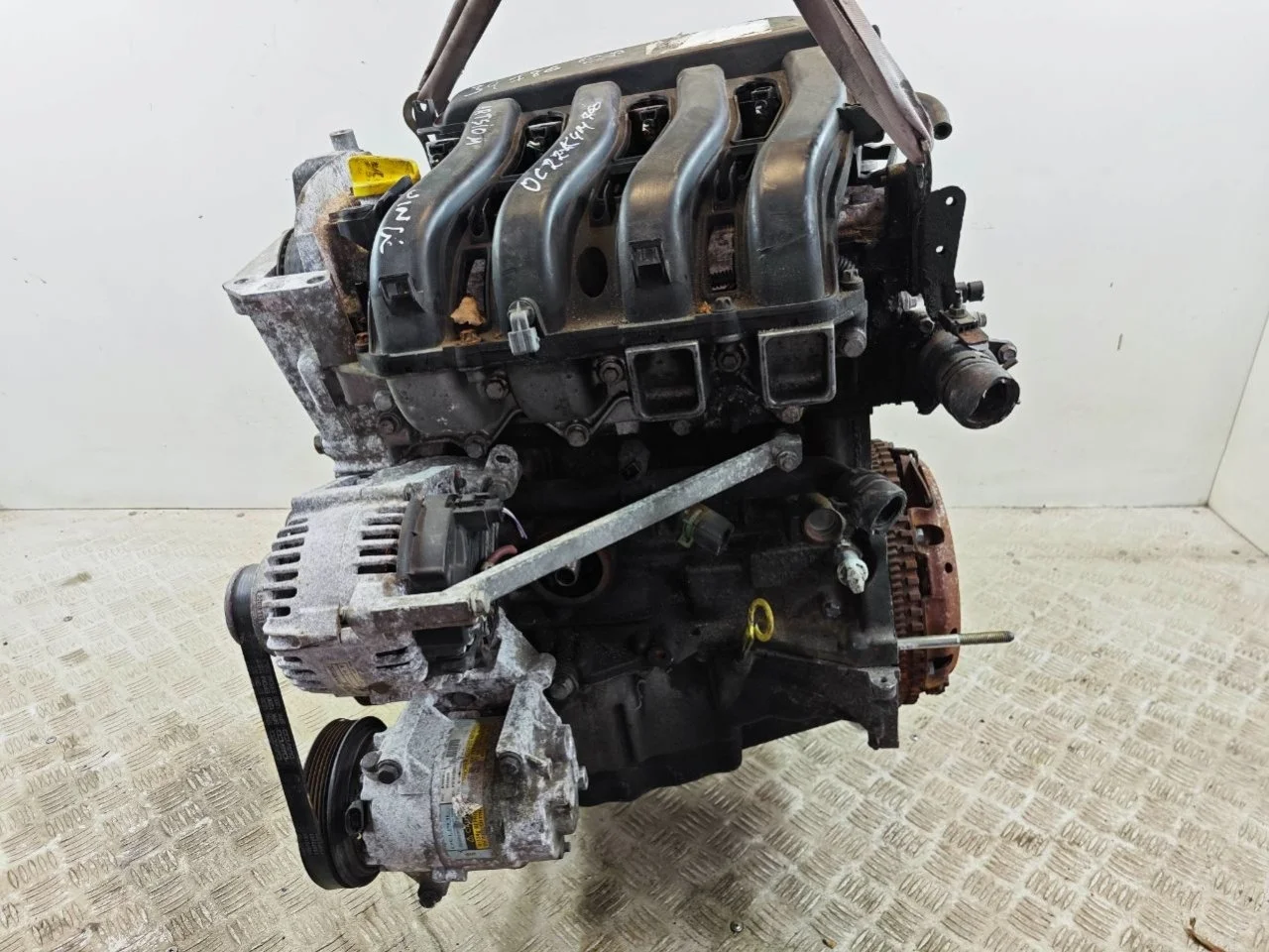 Двигатель Renault Megane 2 K4M760 2003