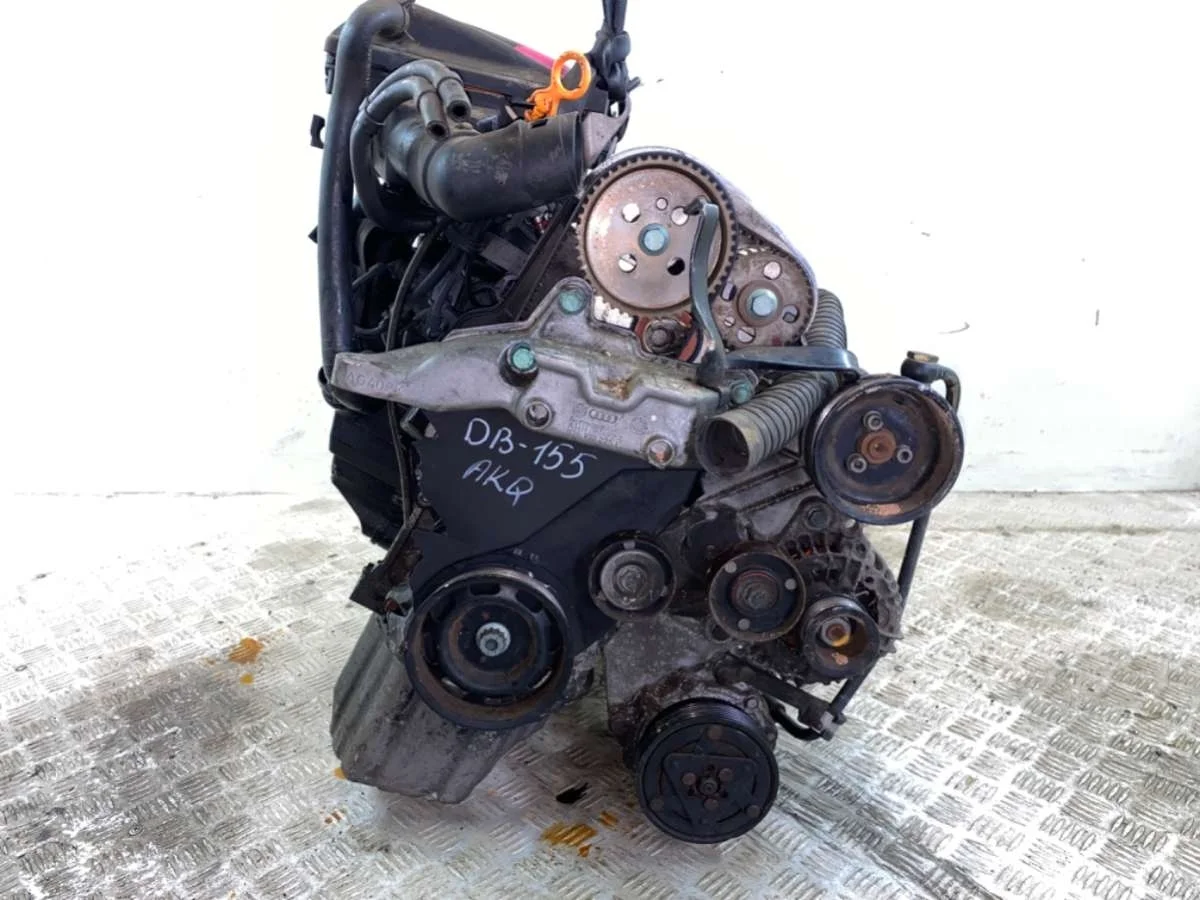 Двигатель Volkswagen Golf 4 AKQ 2001