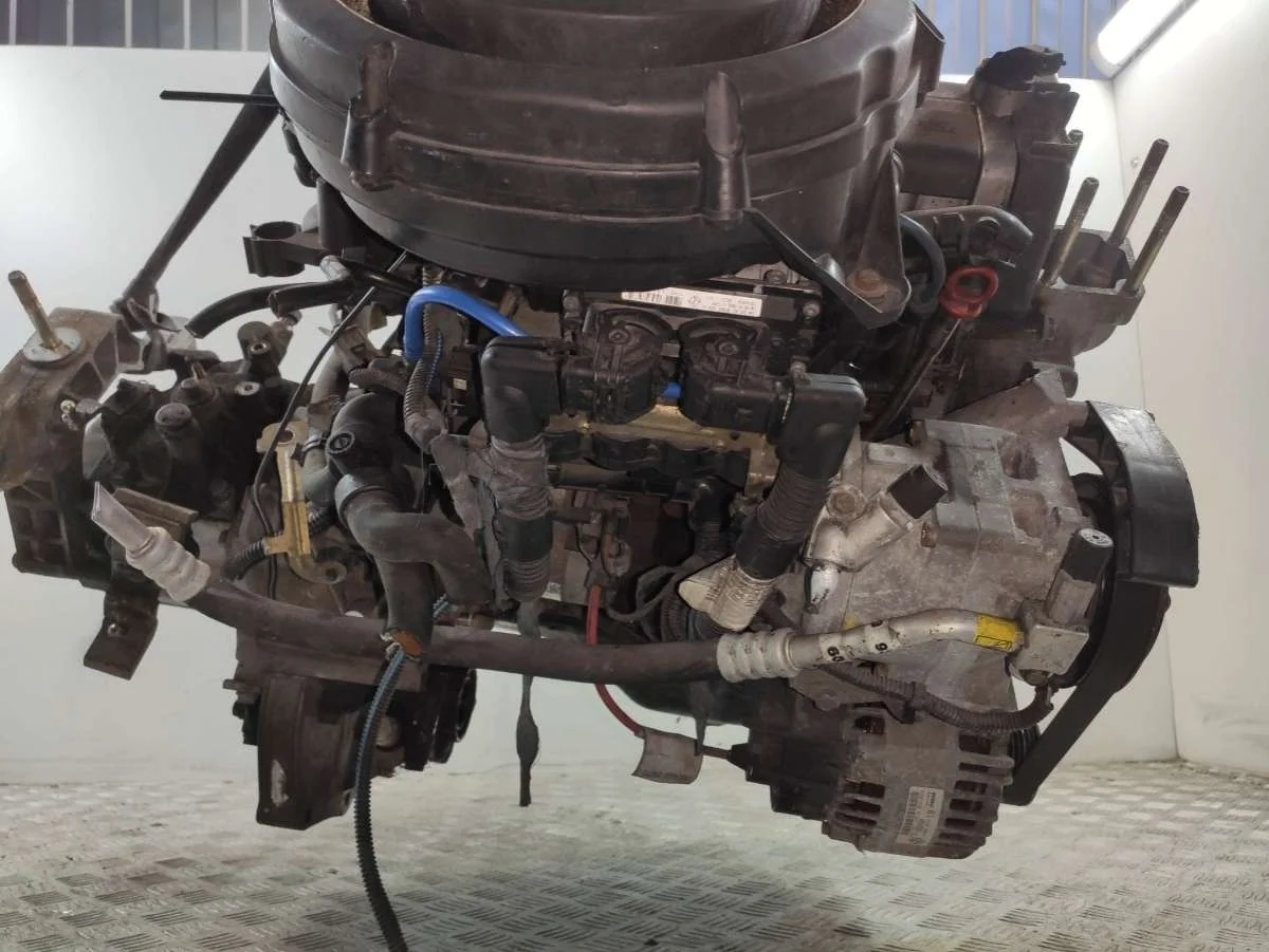 Двигатель Fiat Punto 2 188A4000 2001