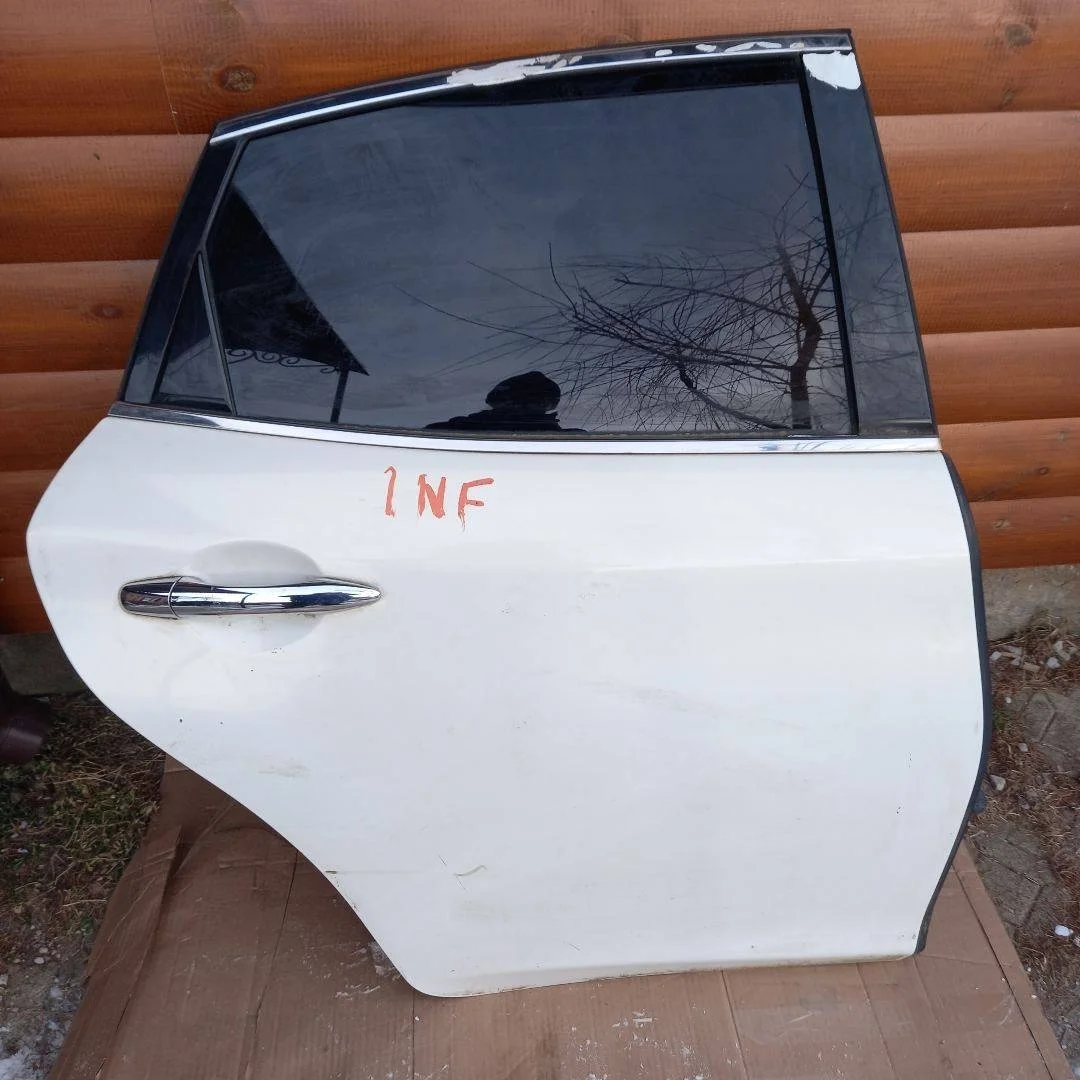 Дверь задняя правая Infiniti M Y51 седан H210M-1MAMA 2013