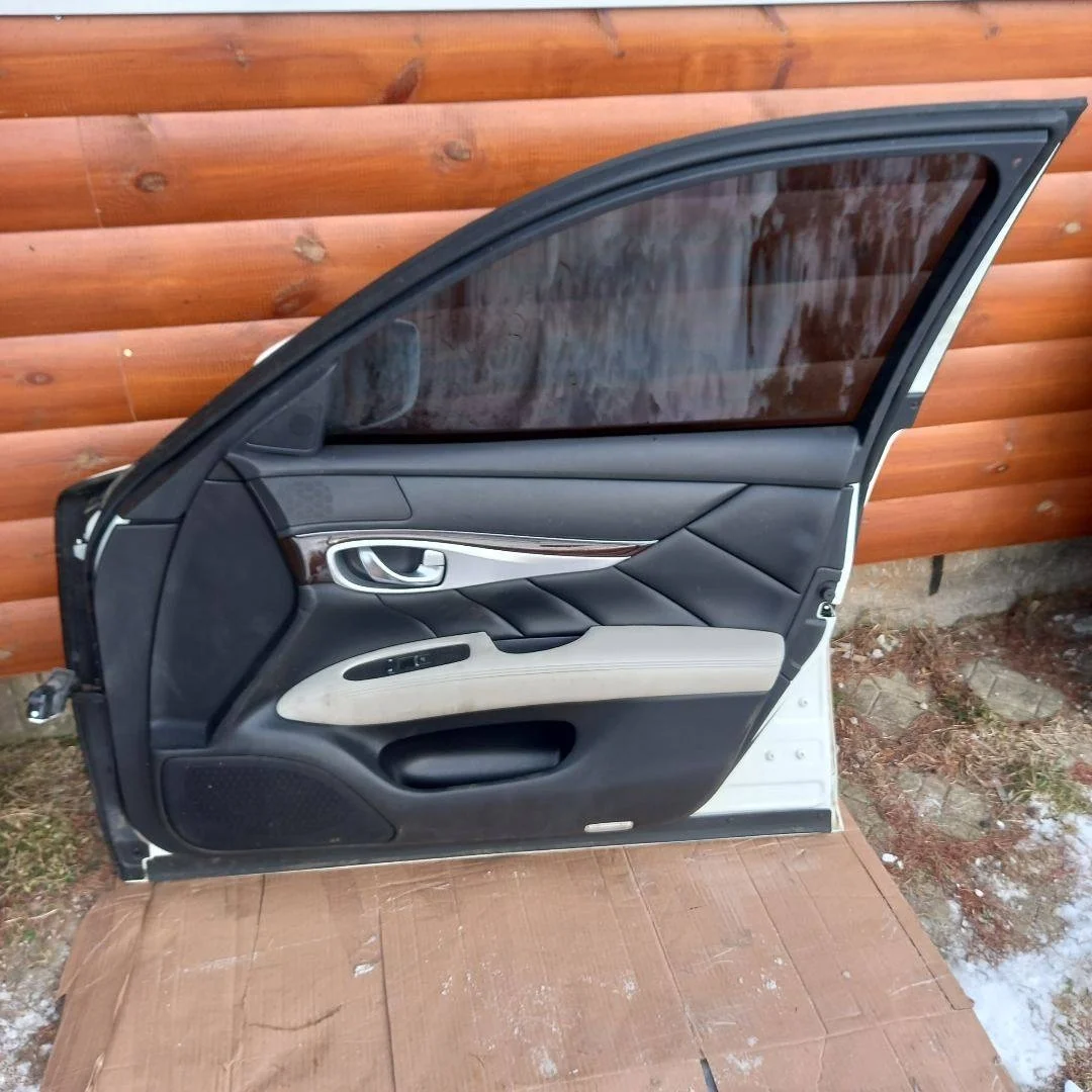 Дверь передняя правая Infiniti M Y51 седан H010M-1MAMA 2013