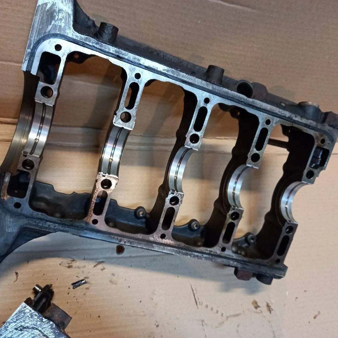 Блок цилиндров Chevrolet Cruze J300 55566502 2012