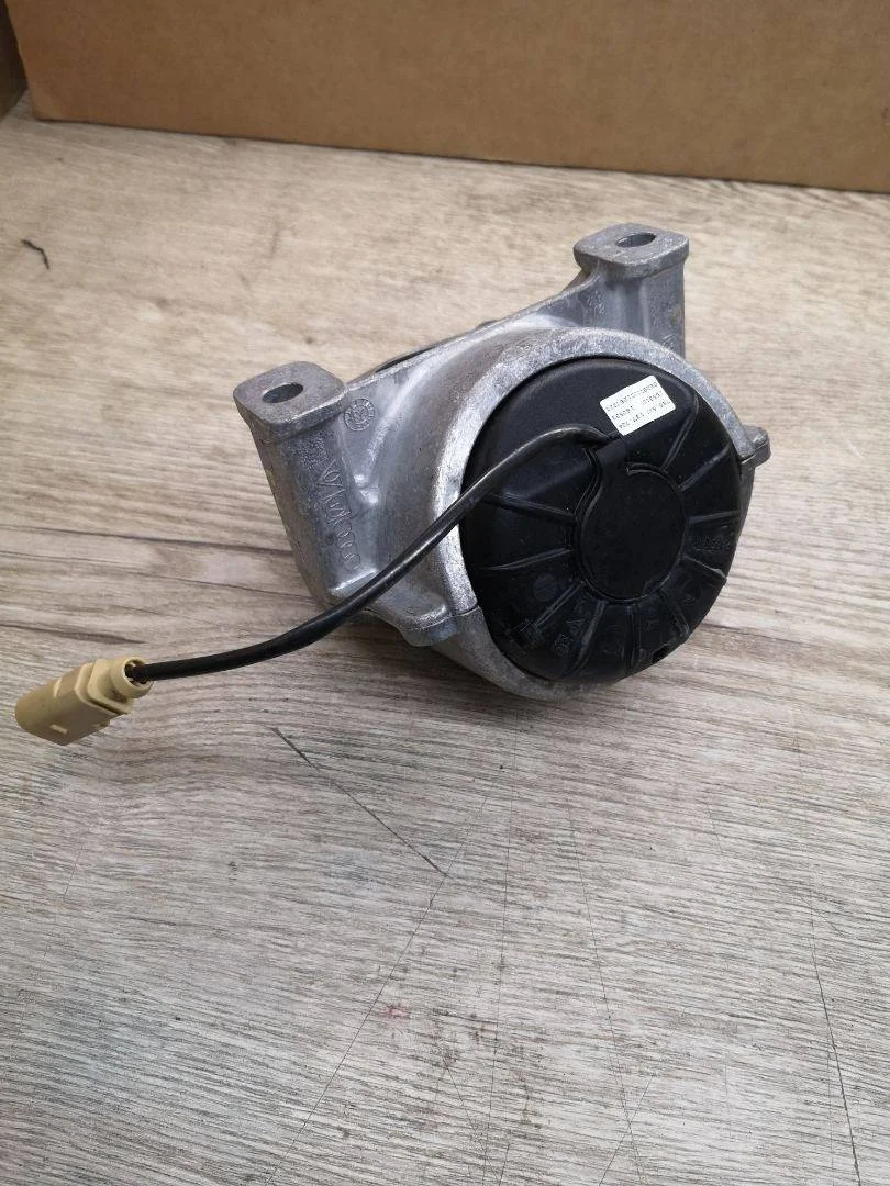 Подушка крепления двигателя Audi Q5 8R 8R0199381 2015