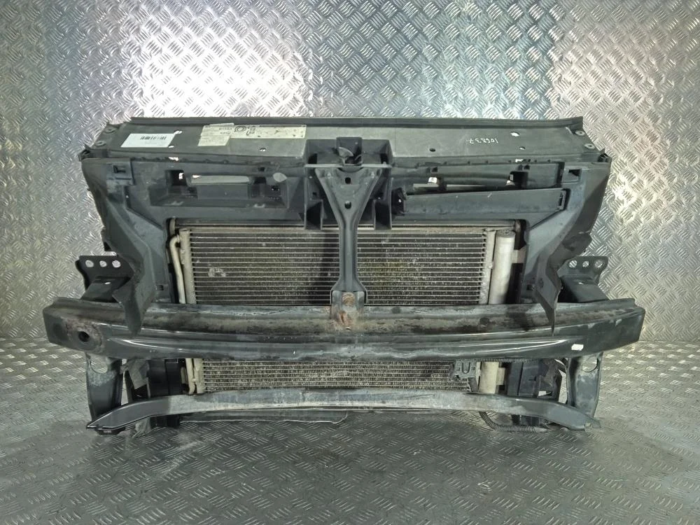 Передняя панель крепления облицовки (телевизор) Skoda Superb  106837 Дизель 2.0 2012