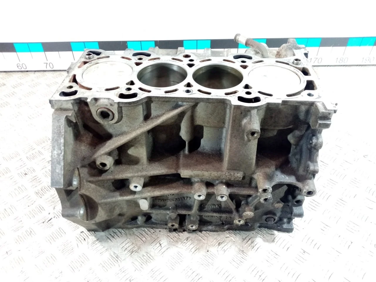 [Б/У] Блок (низ) двигателя 2,0 Ford - AODA Низ двигателя (шорт блок ) Блок + поршни + шатуны + коленвал Небольшие вкрапления на гильзах. [ХОРОШЕЕ] [Код: 00628670 ]