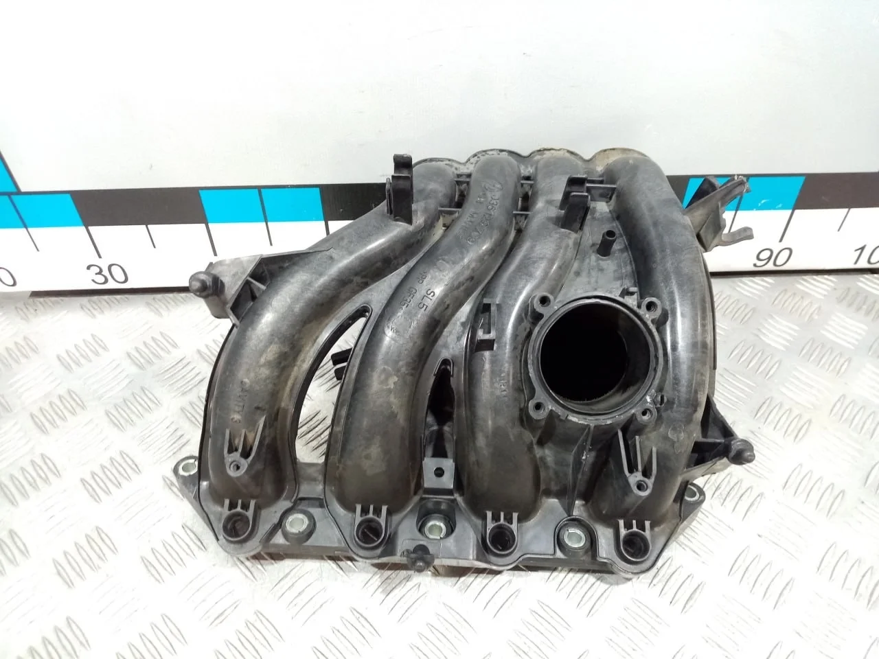 [Б/У] Коллектор впускной Golf Polo Caddy Fabia [Код: 00628047 ]