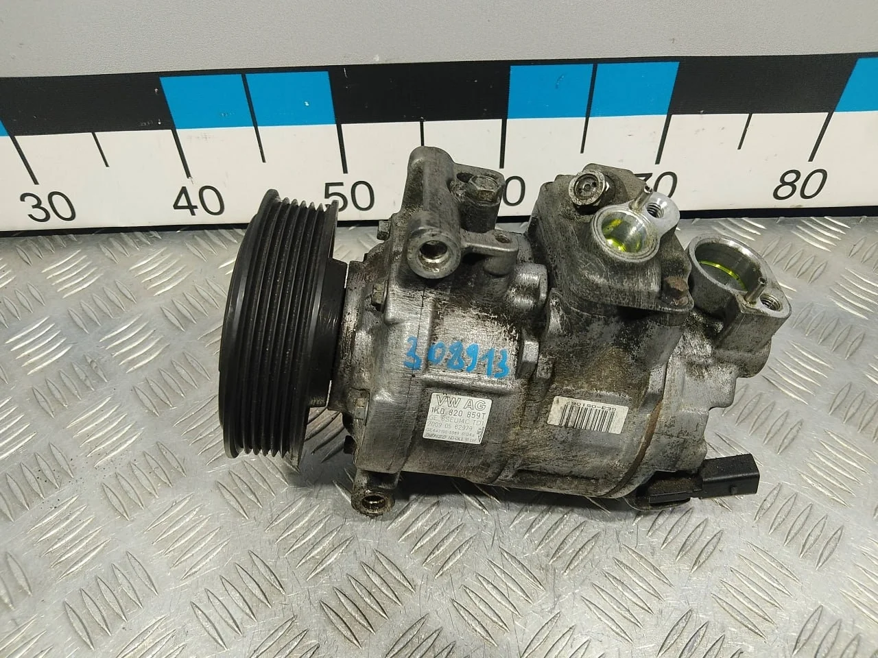 [Б/У] Компрессор кондиционера VW Skoda Seat Audi [Код: 00625831 ]