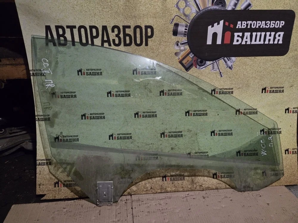 Стекло двери Volkswagen Passat CC