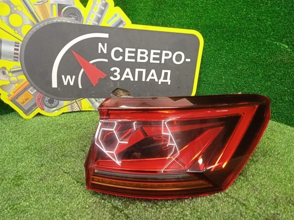 Фонарь наружний Volkswagen Touareg 2022 CR