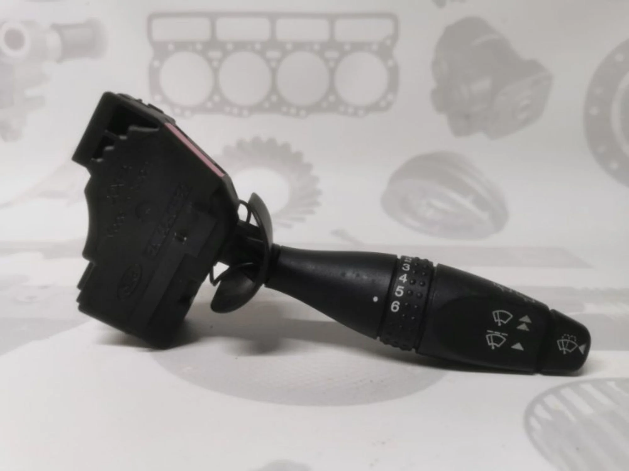 Подрулевой переключатель дворников Ford Mondeo 3 1357437