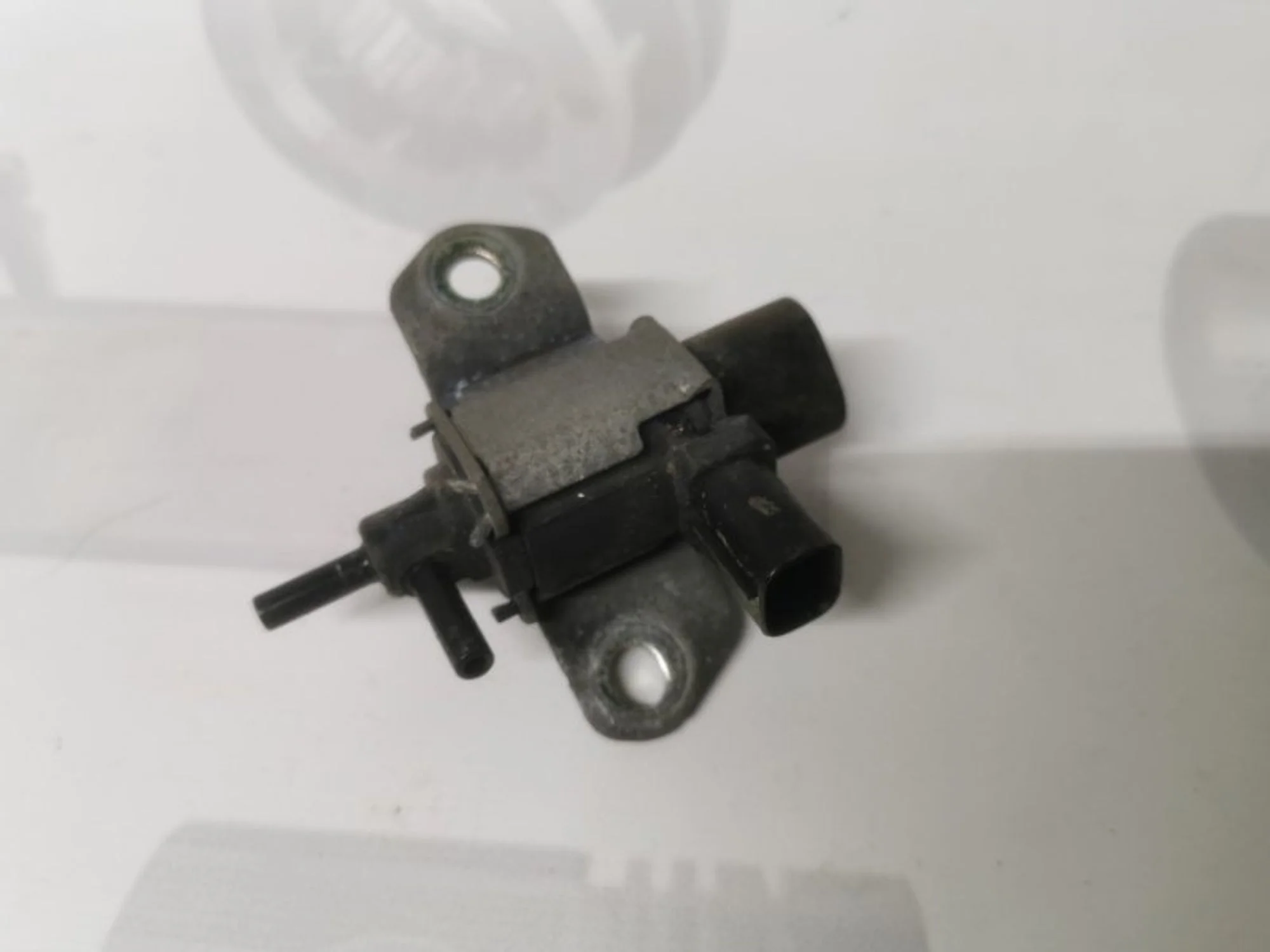 Клапан imrc ( Датчик ) Ford Mondeo 4 1357314
