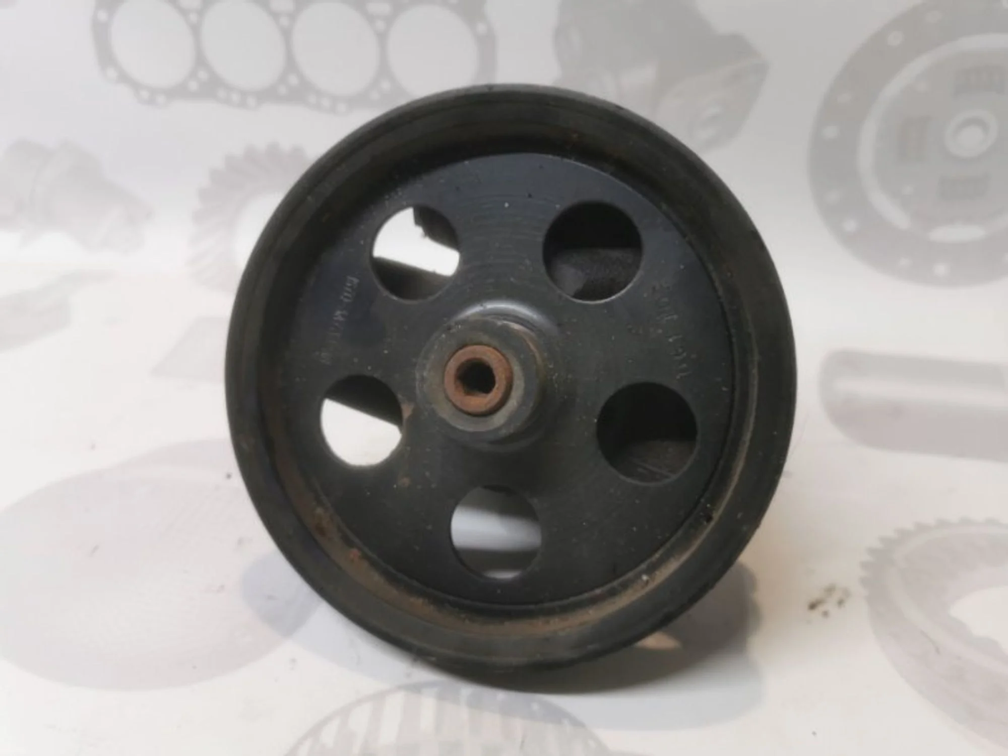 Насос гидроусилителя руля (гур) Ford Mondeo 3 1506930