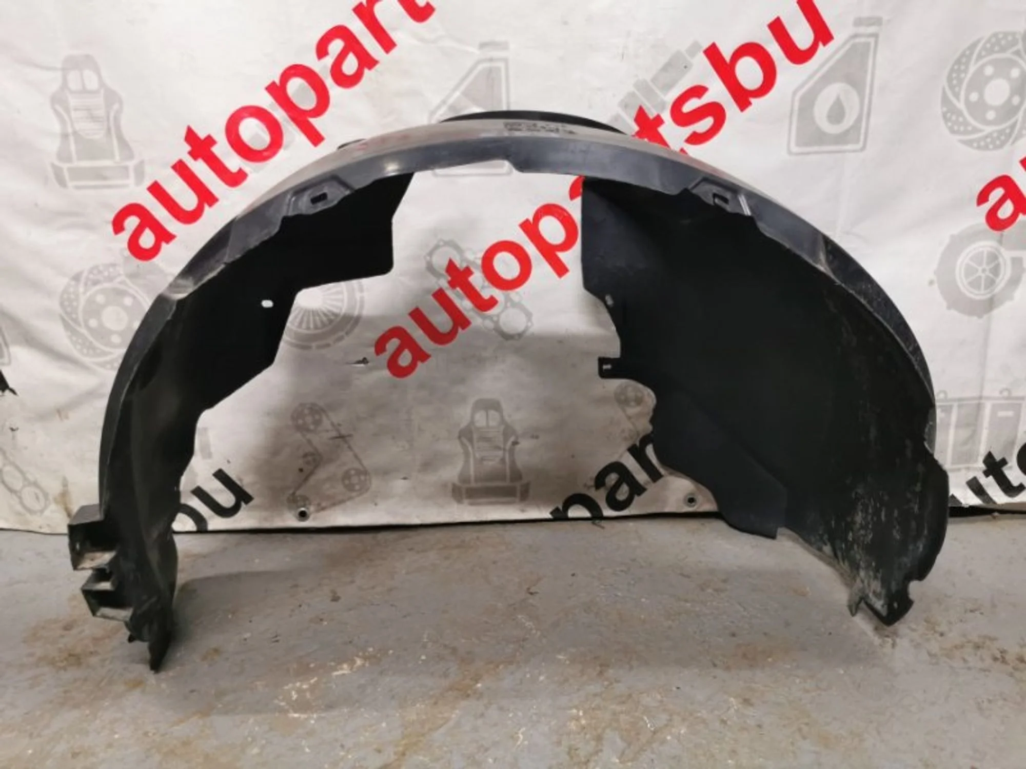 Подкрылок ( локер ) Ford Mondeo 3 1307004, передний левый