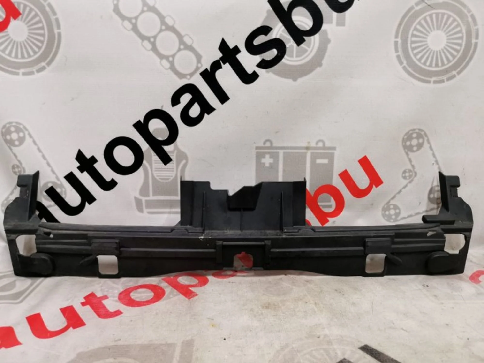 Кронштейн бампера Ford Galaxy 1724993, передний