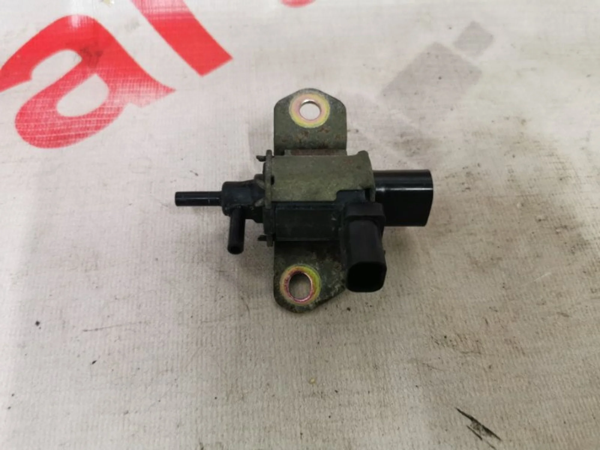 Клапан imrc ( Датчик ) Ford Mondeo 3 1357314