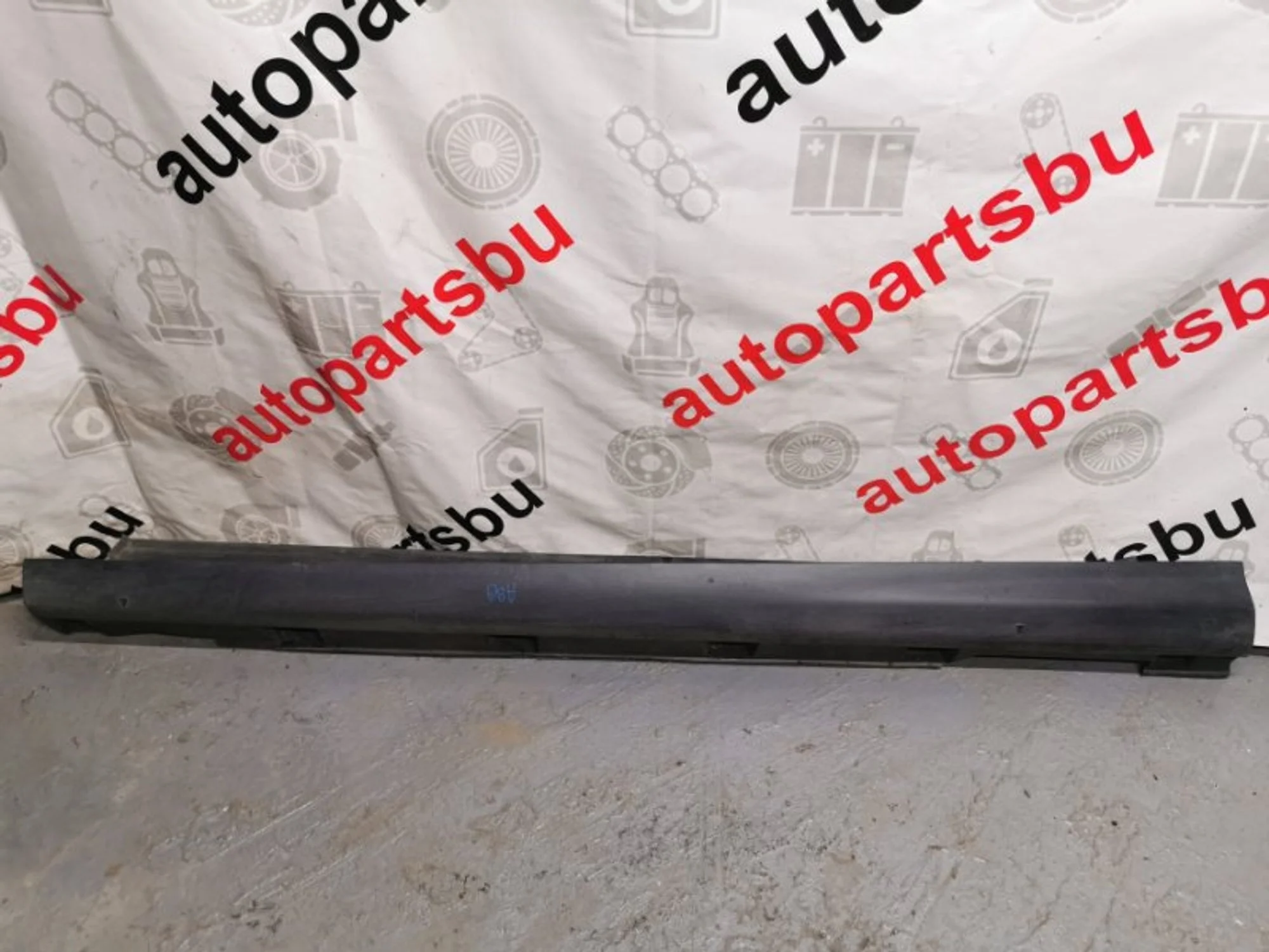Накладка порога Ford Focus 3 1747490, левая