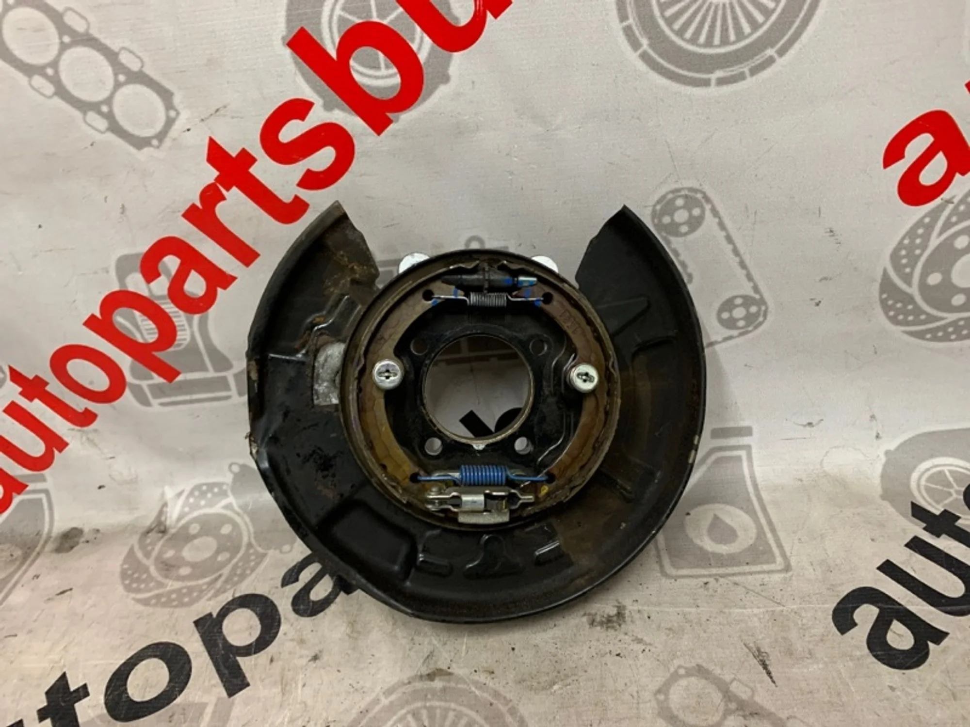 Кулак поворотный Ford Fusion 5288321, задний правый