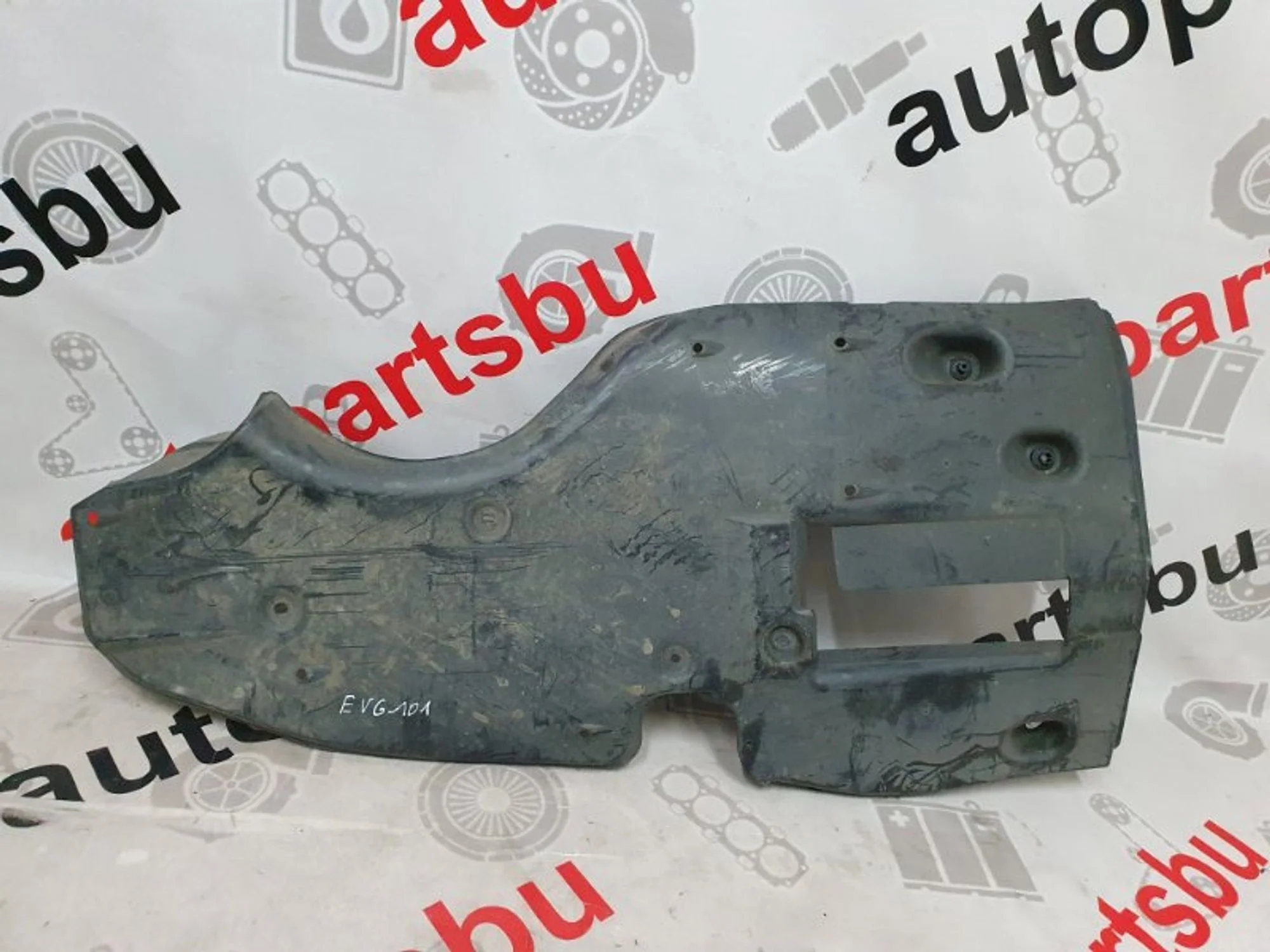 Защита антигравийная Lexus Is 250 5839853021, правая