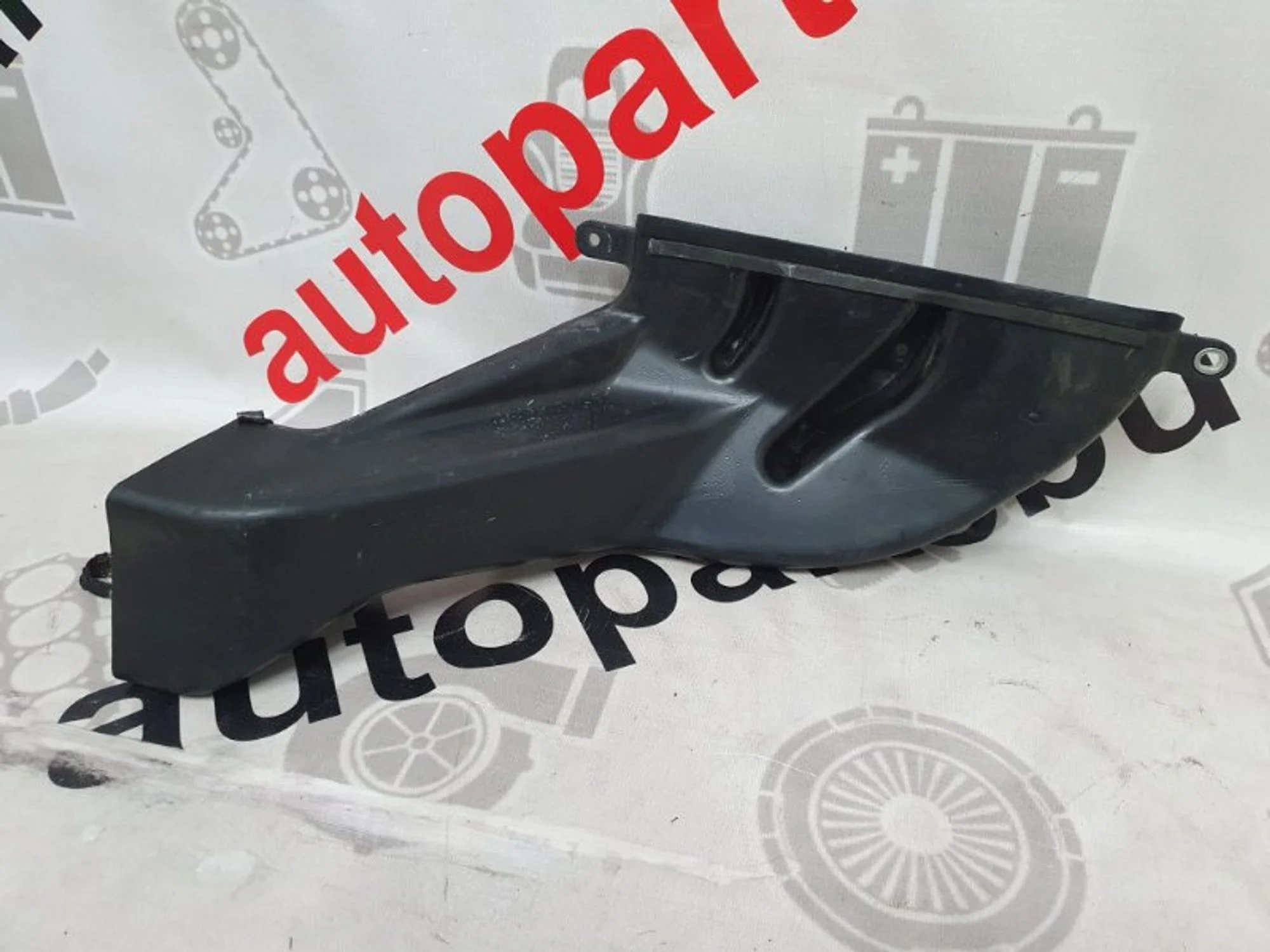 Воздухозаборник Lexus Is 250 1775131100