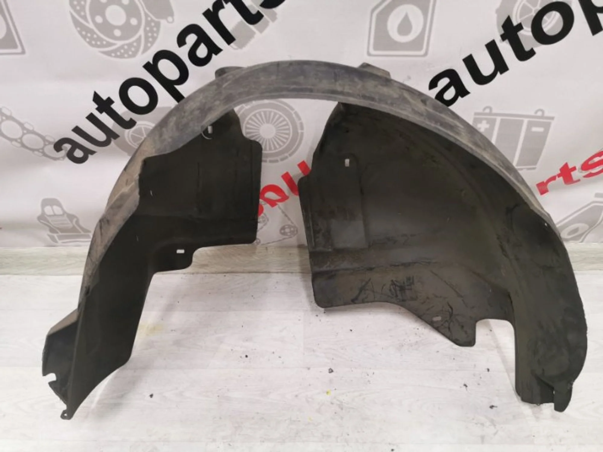 Подкрылок ( локер ) Ford Mondeo 3 2001-2007 1133870, задний правый