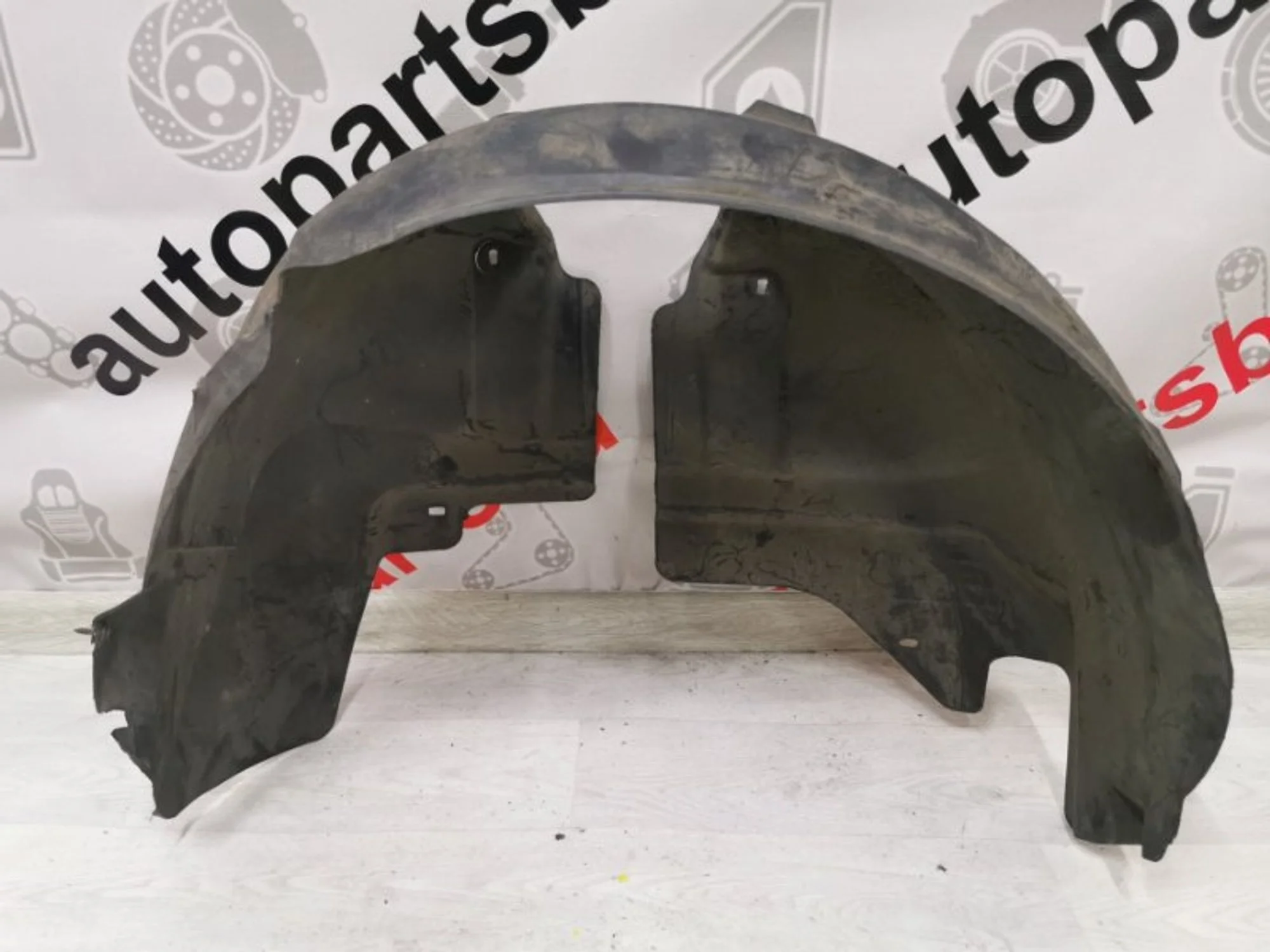 Подкрылок ( локер ) Ford Mondeo 3 2001-2007 1133870, задний правый