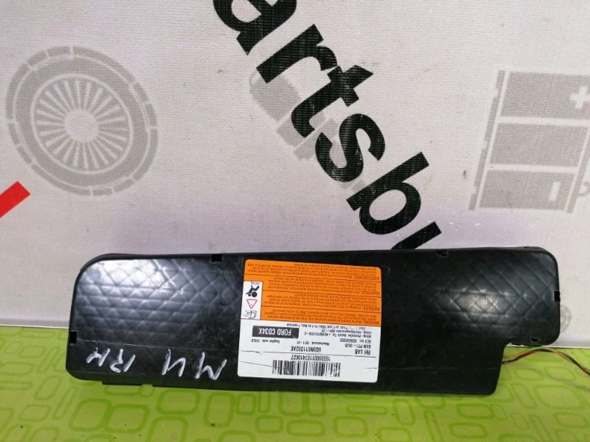 Подушка безопасности боковая в сиденье Ford Mondeo 4 2007-2014 6G9N611D32AE, правая