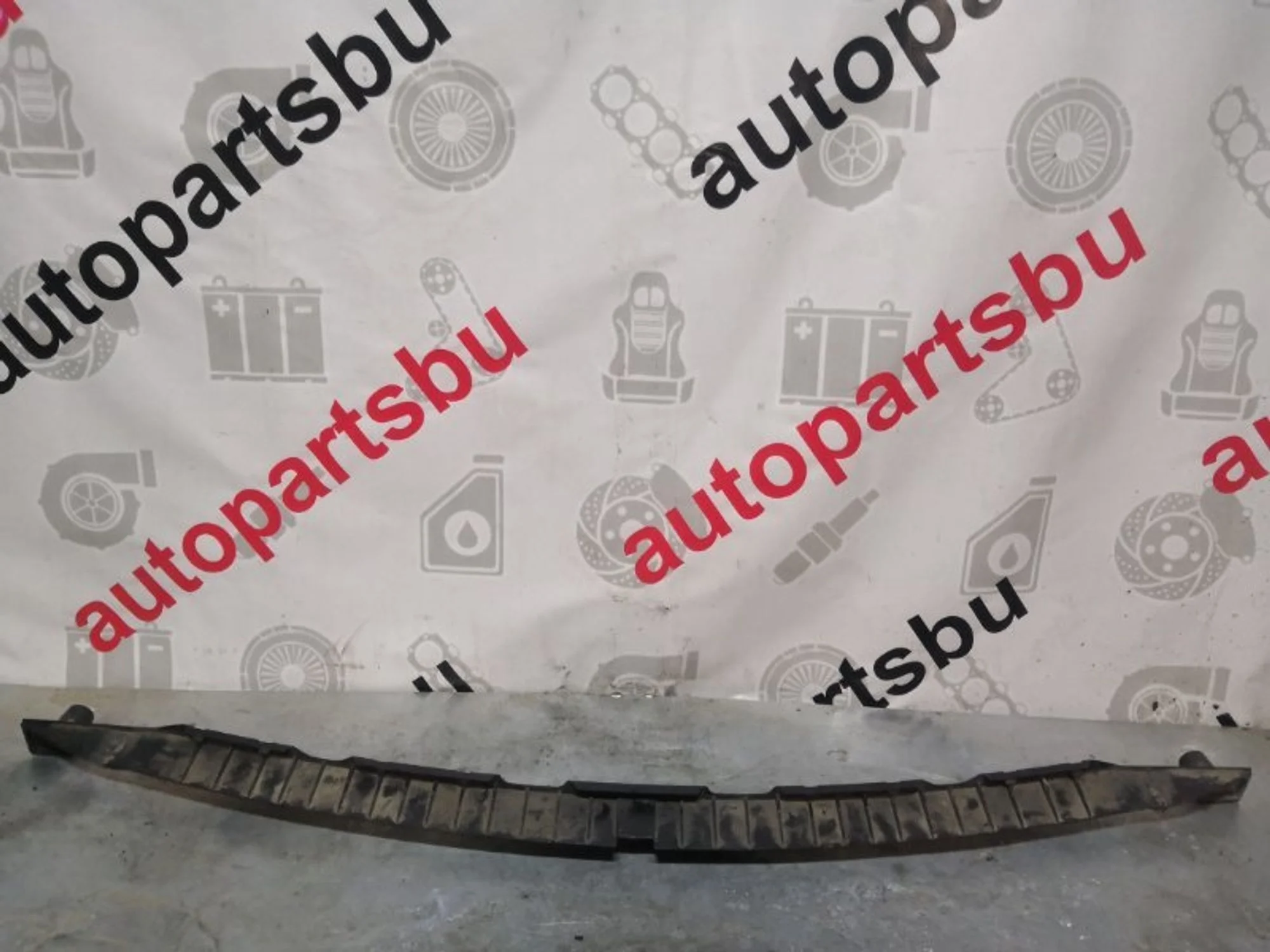 Кронштейн бампера Volkswagen Touareg 7L6807863B, задний