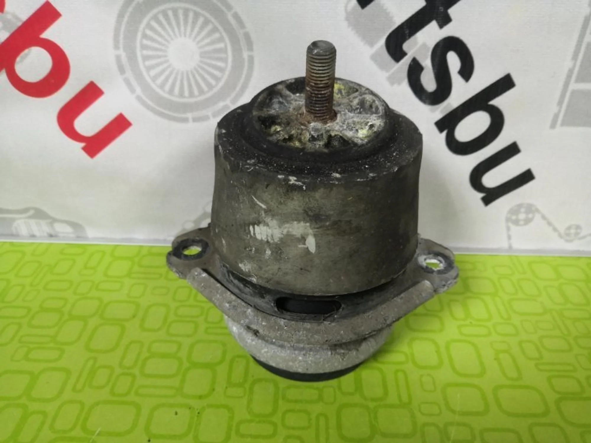 Опора двс Volkswagen Touareg 7L8199131A
