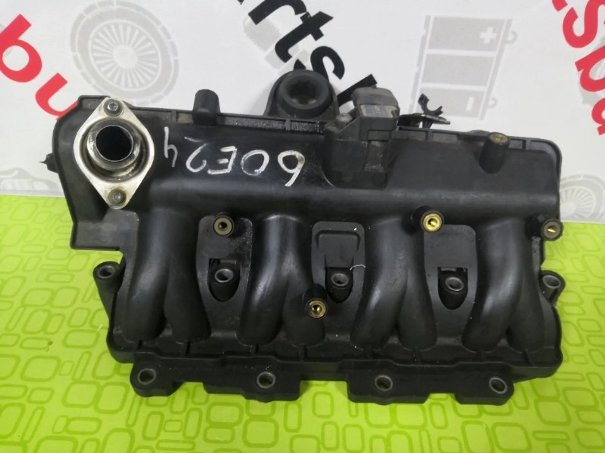 Коллектор впускной Fiat Doblo 1 2005-2015 55207035 1.3 TD