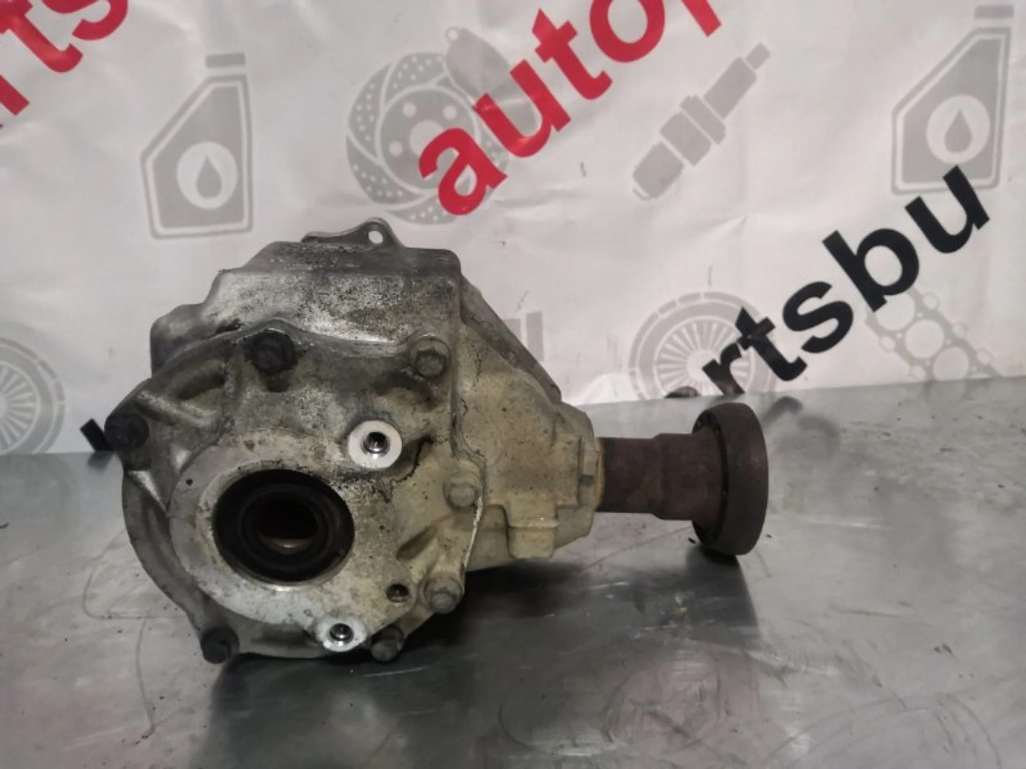 Коробка раздаточная Volvo Xc90 30700016