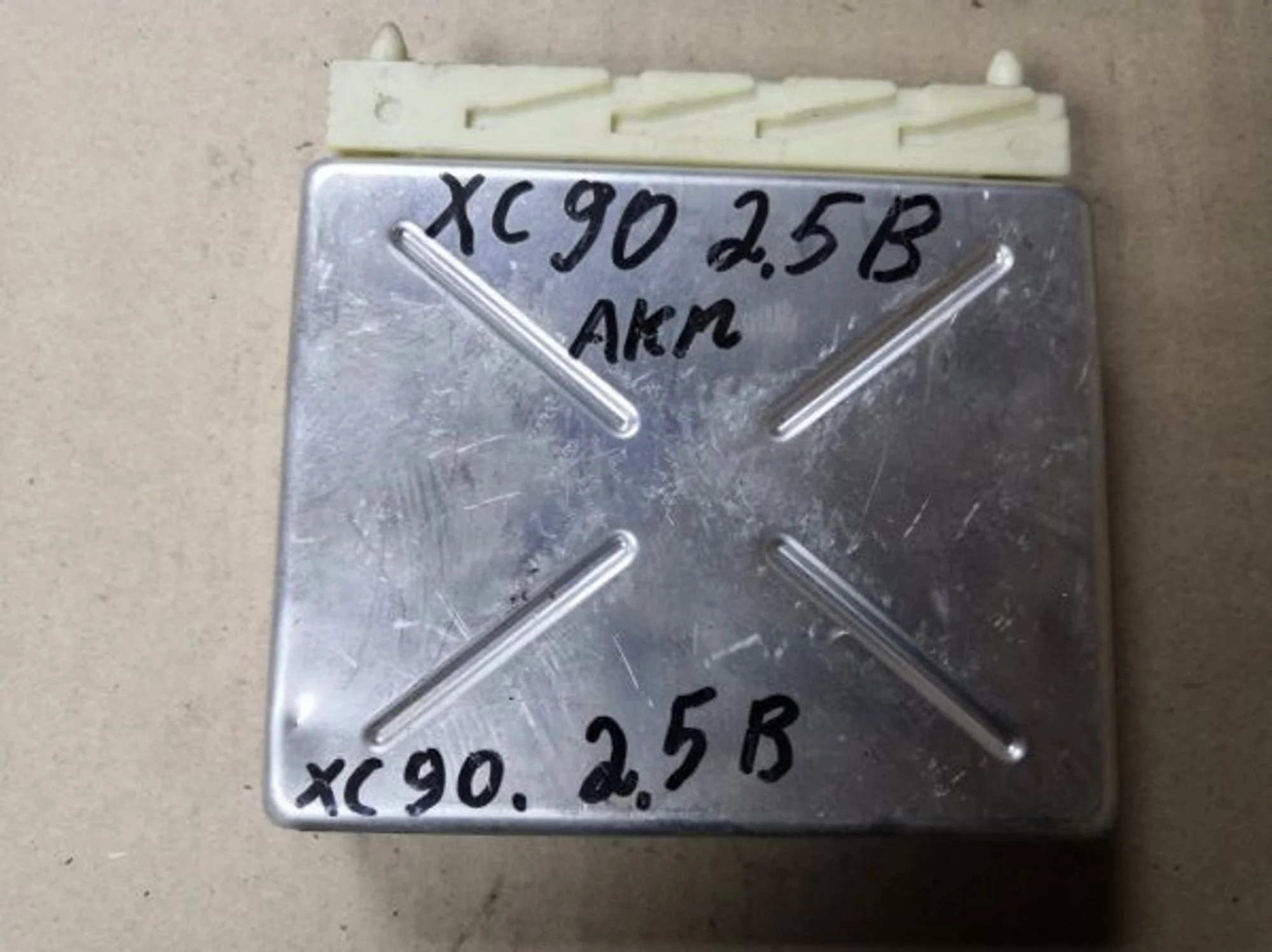 Эбу АКПП Volvo Xc90 2002-2006 30735493 2.5
