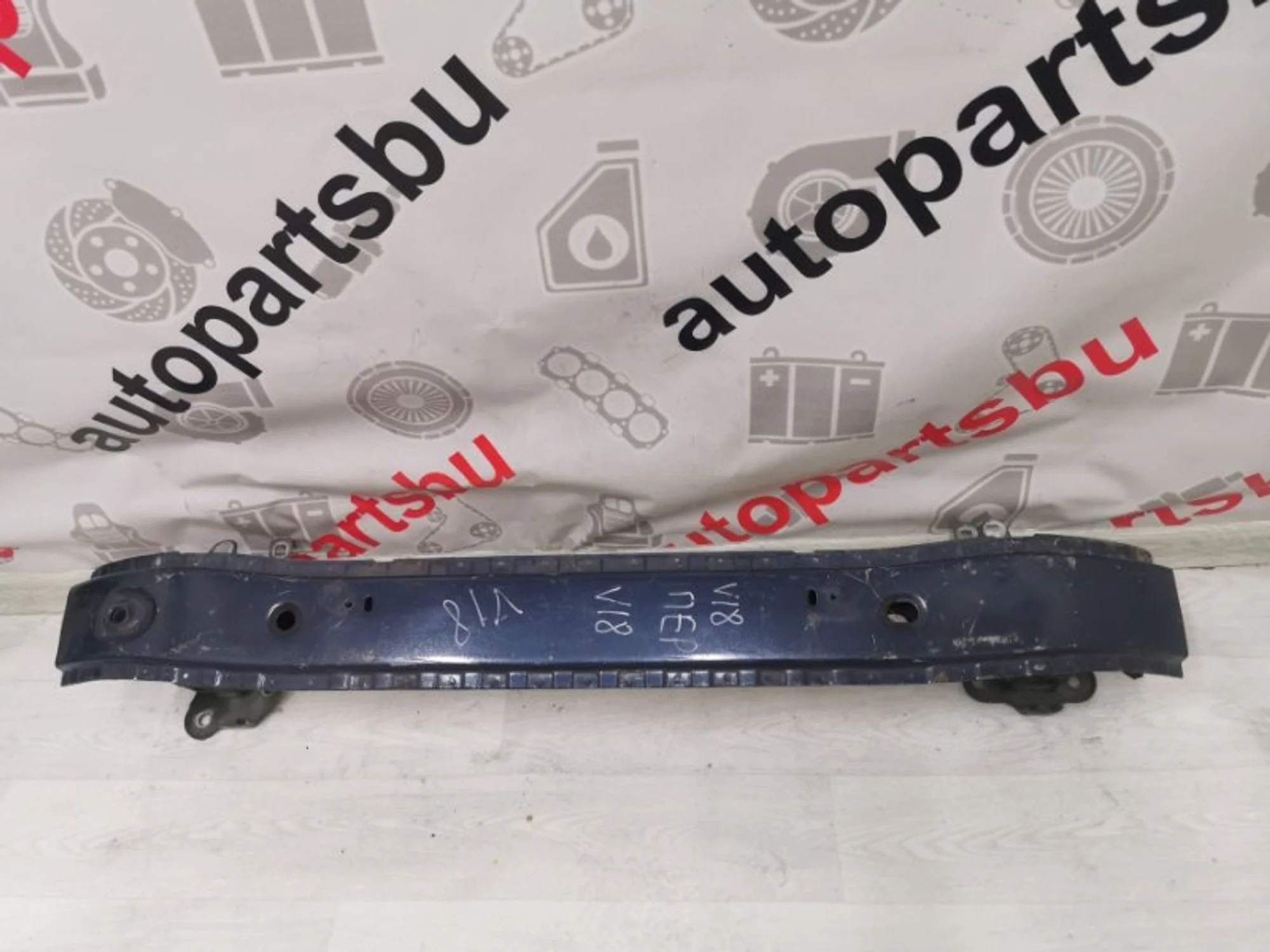 Усилитель переднего бампера Volvo S40 2 2004-2012
