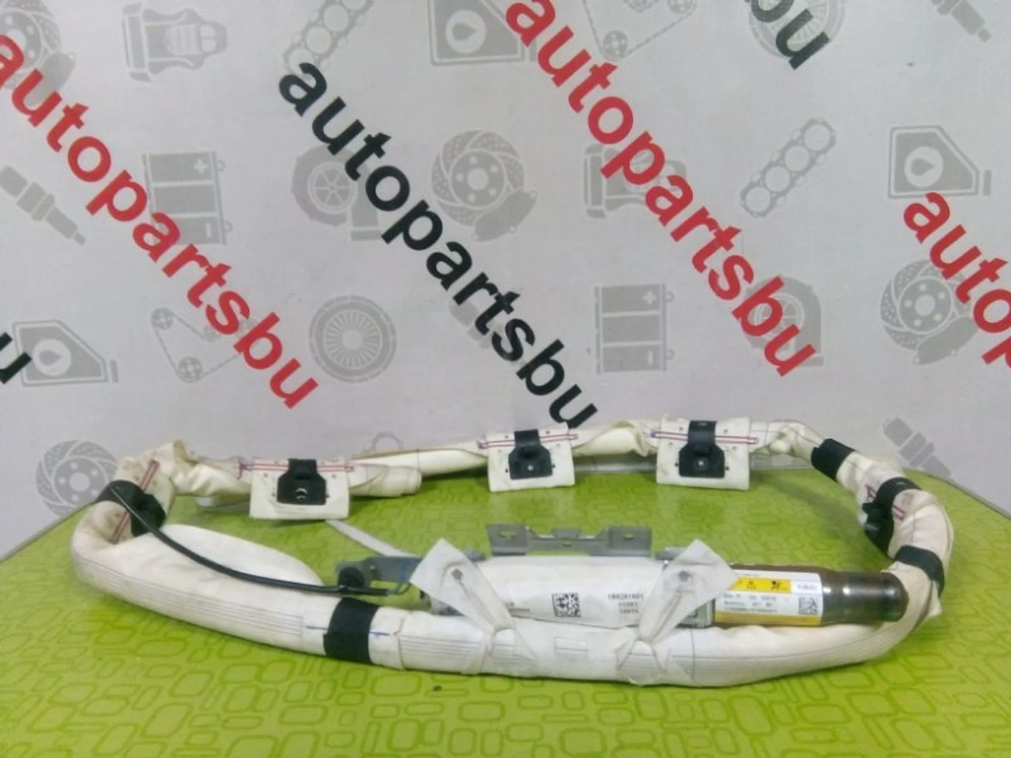 Капот Ford Galaxy