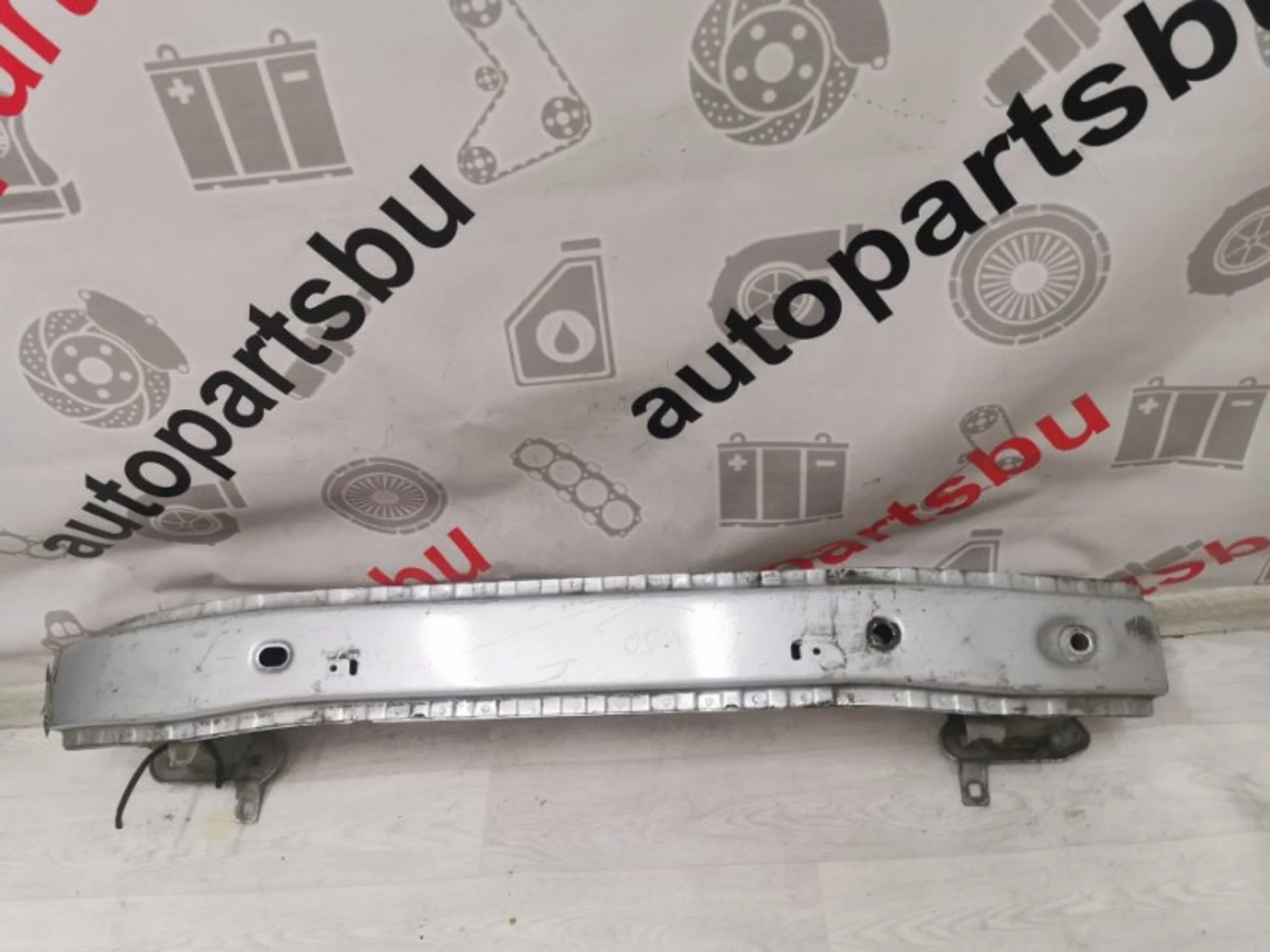 Усилитель переднего бампера Volvo S40 2 2004-2012