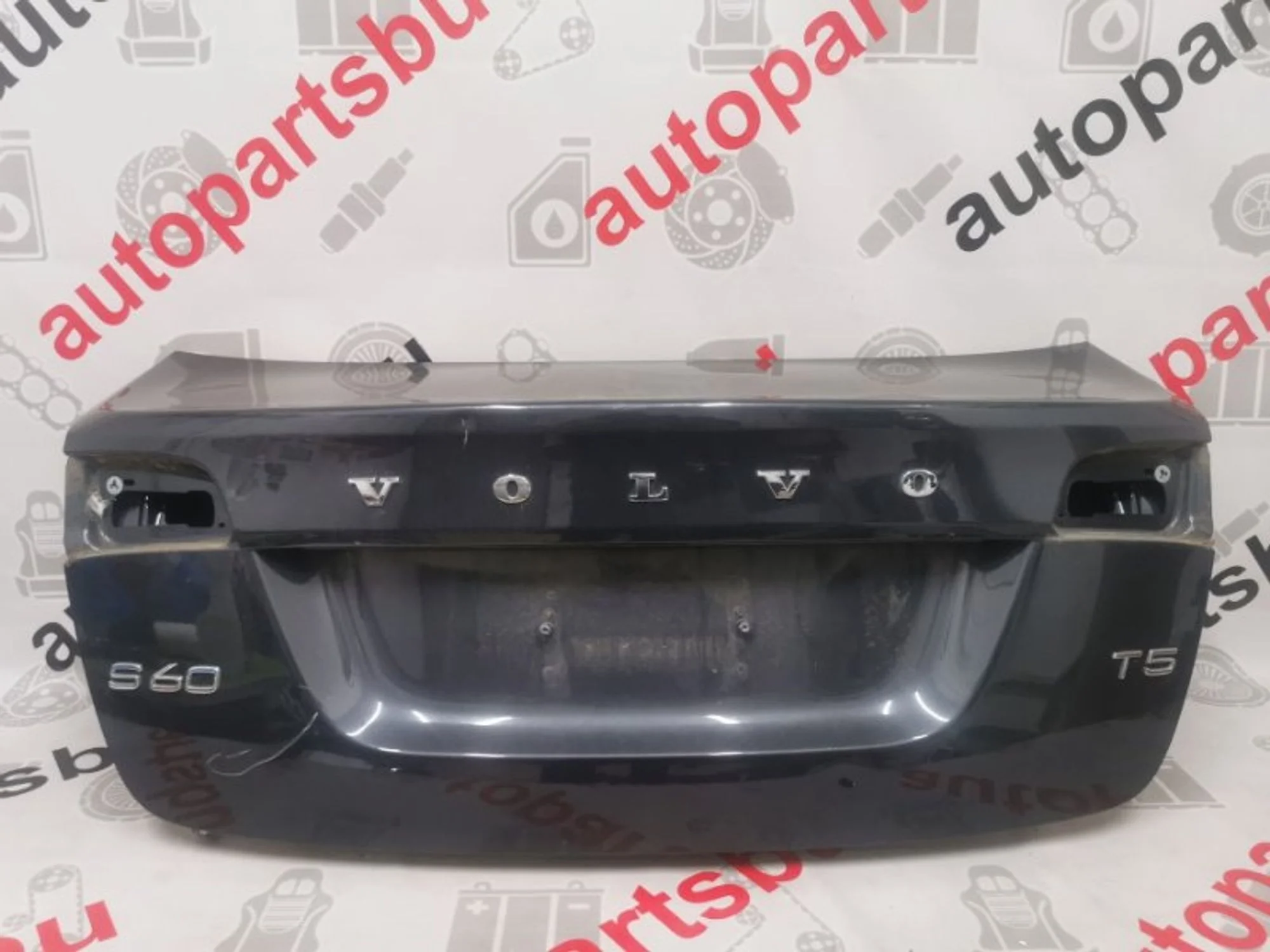 Крышка багажника Volvo S60