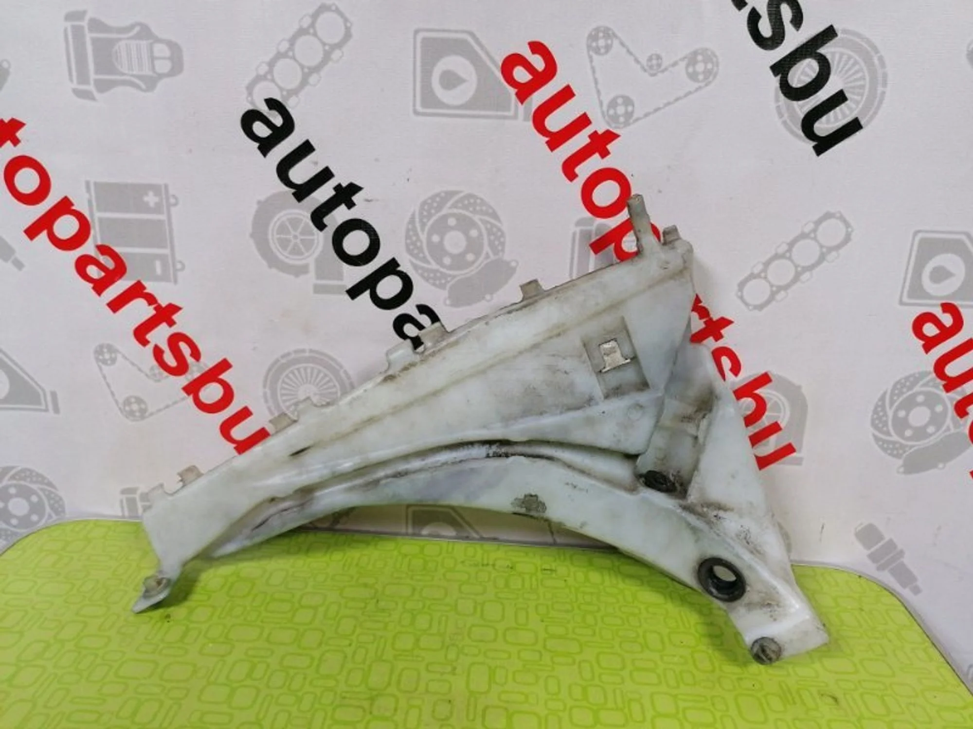 Бачок омывателя Volvo S40 2 2004-2012