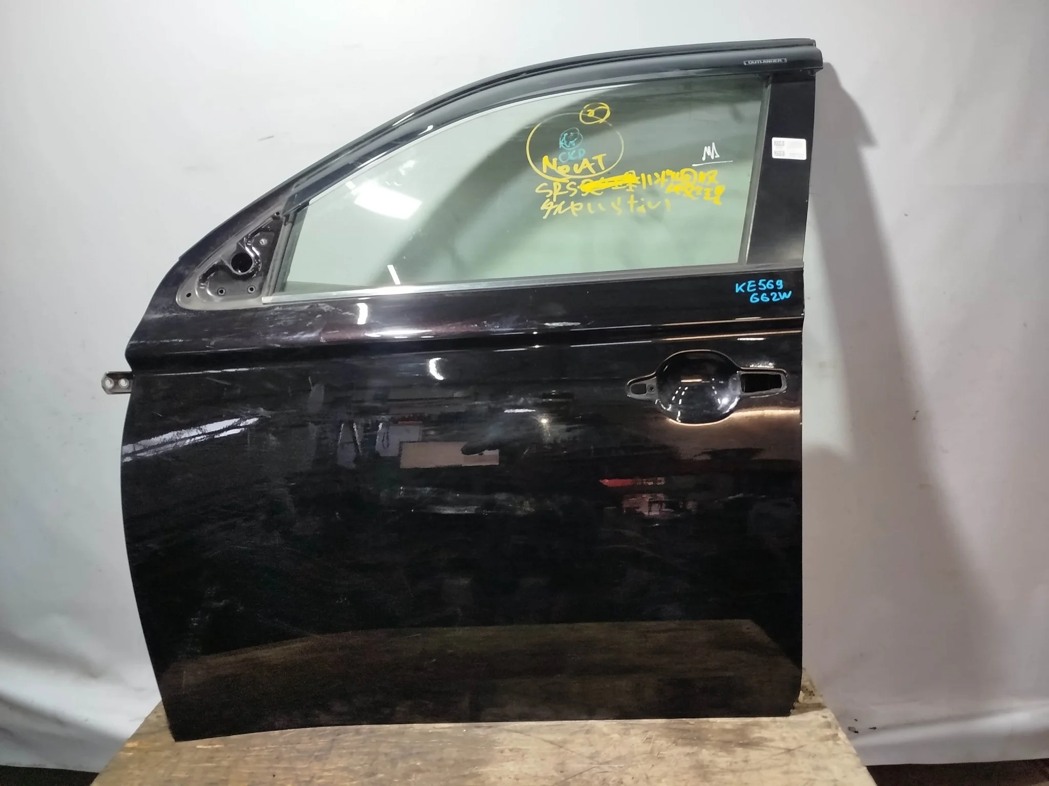 ДВЕРЬ MITSUBISHI OUTLANDER GF2W GF3W GF4W GF7W GF8W GG2W GG3W 5700B671 ПЕРЕДНЯЯ ЛЕВАЯ черный, X40A KE569